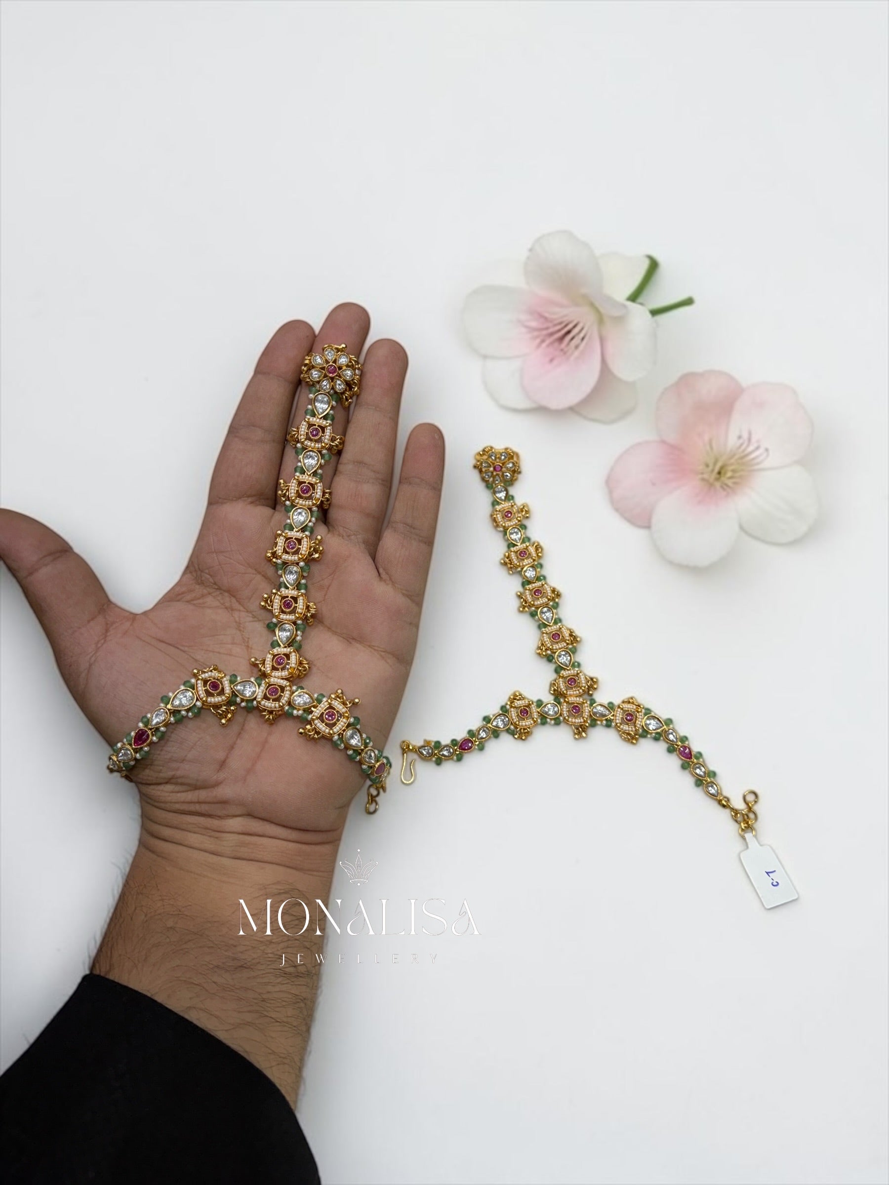 Hand-Panja/ Hathphool