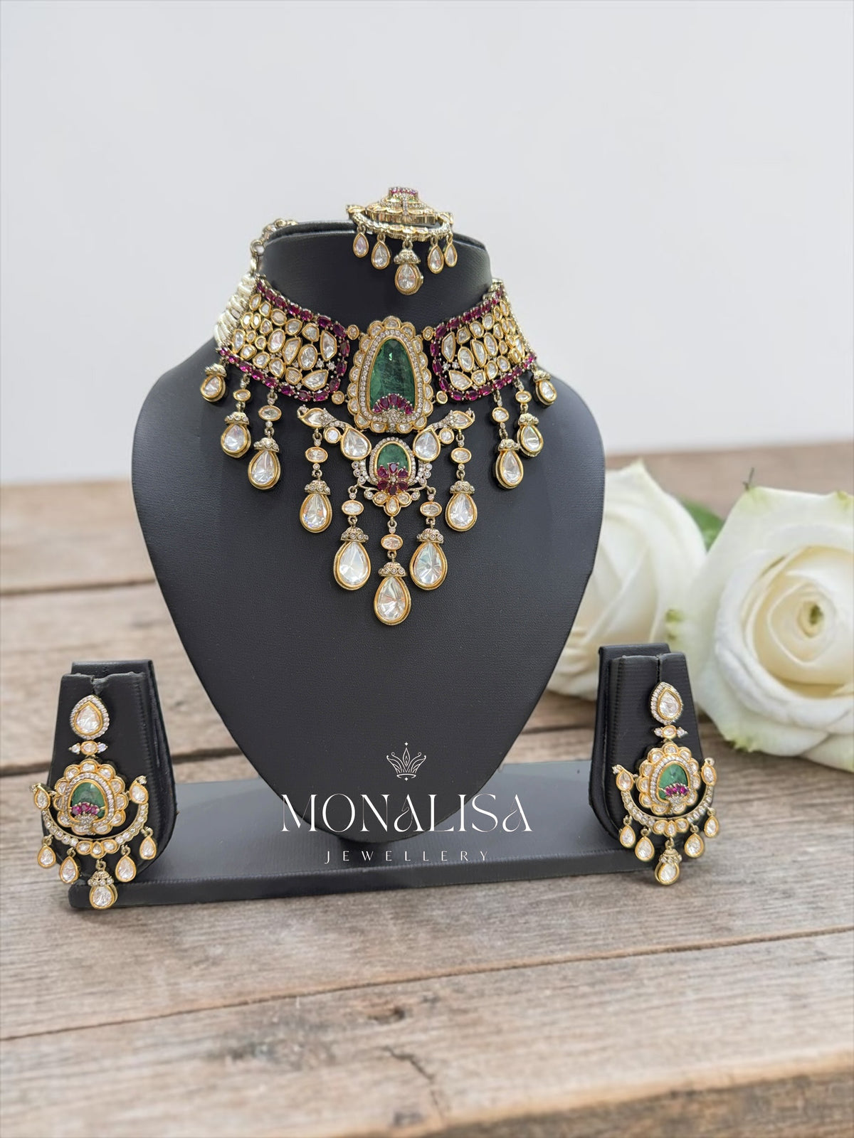 Siyona Polki Designer Necklace Set