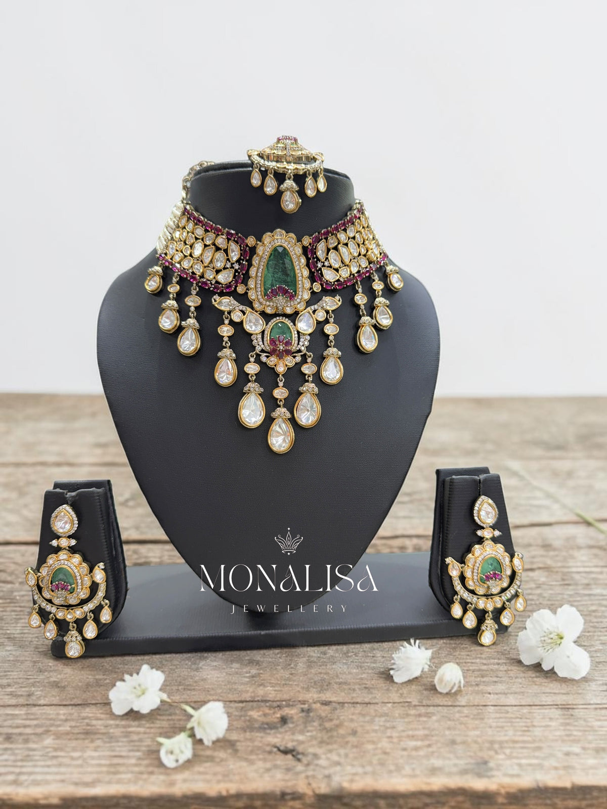 Siyona Polki Designer Necklace Set