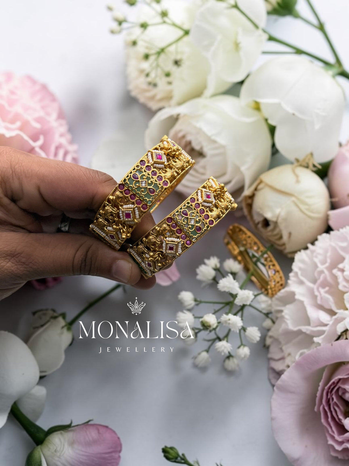 Sanvika Antique Designer Bangles