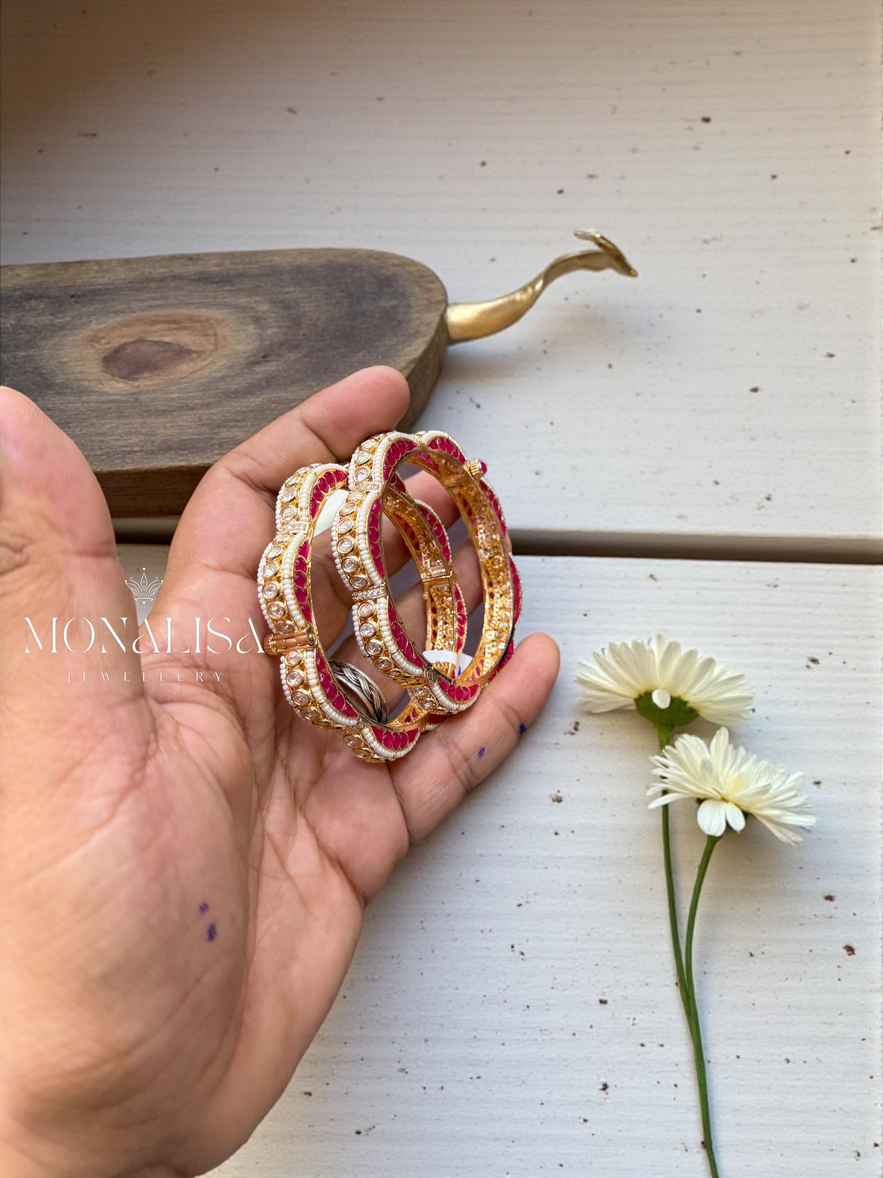 Ruvika polki Designer Bangles