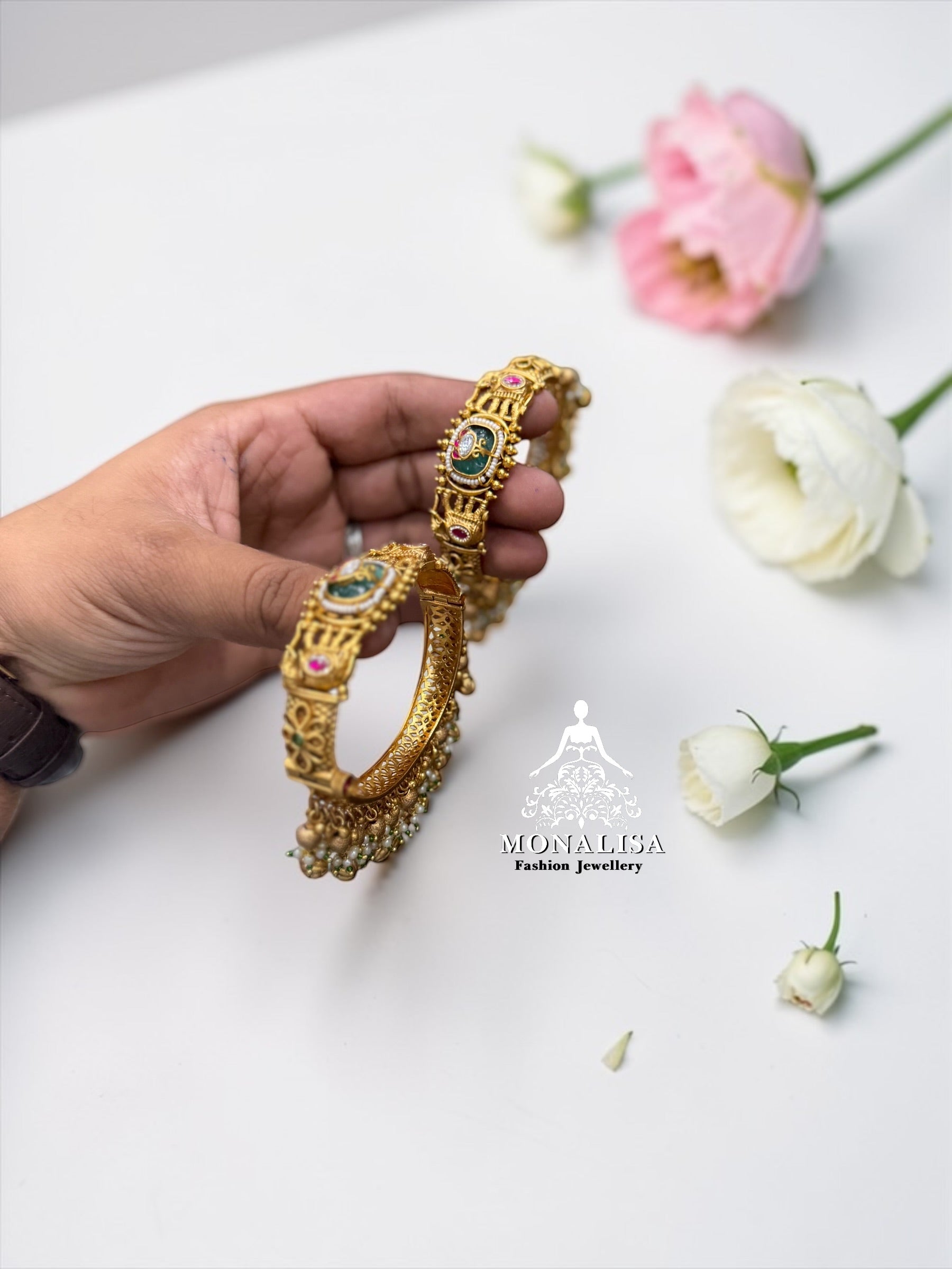 Hansraj Antique Designer Bangles