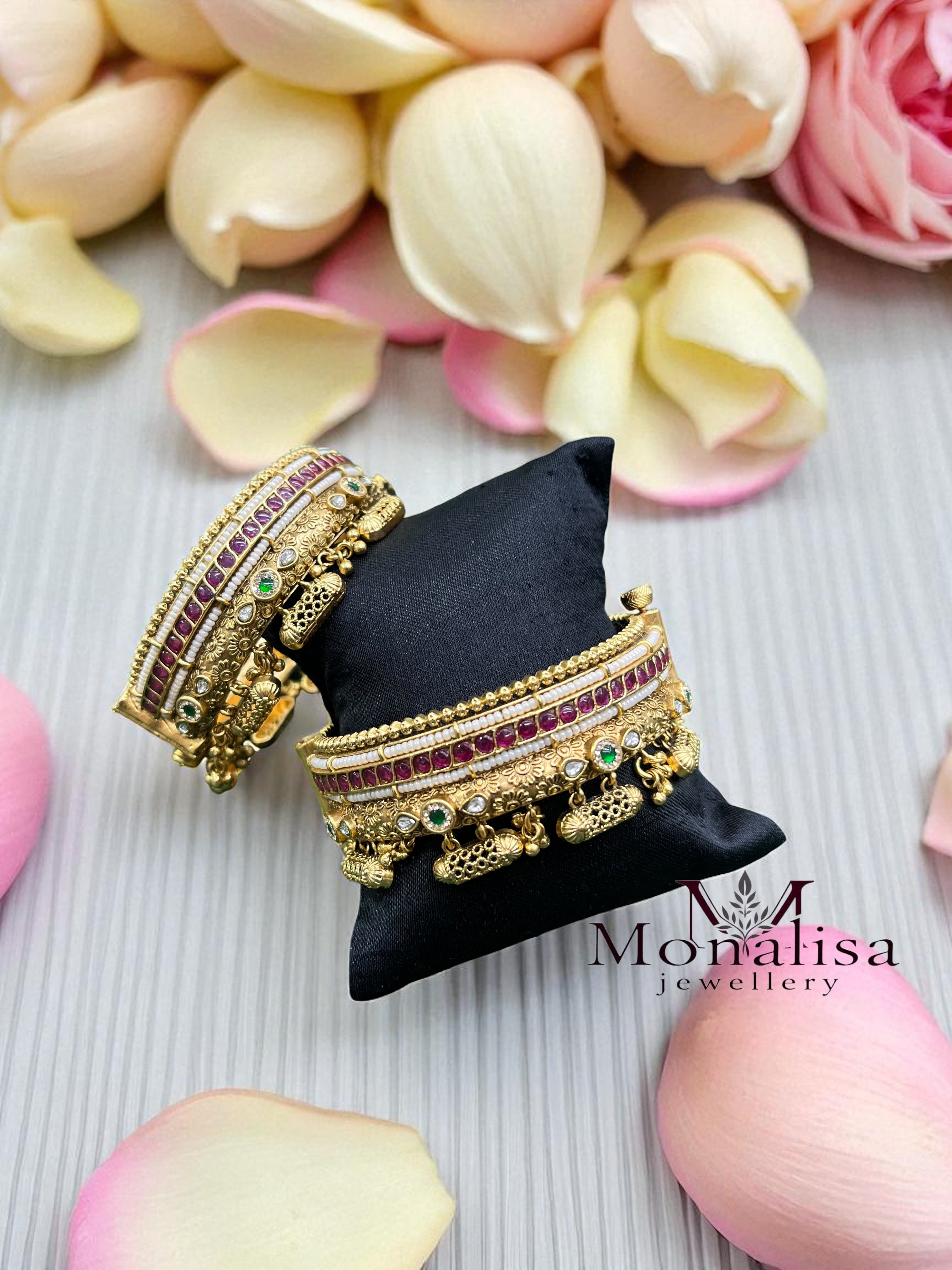 Drishti Jhumki Antique Designer Bangles