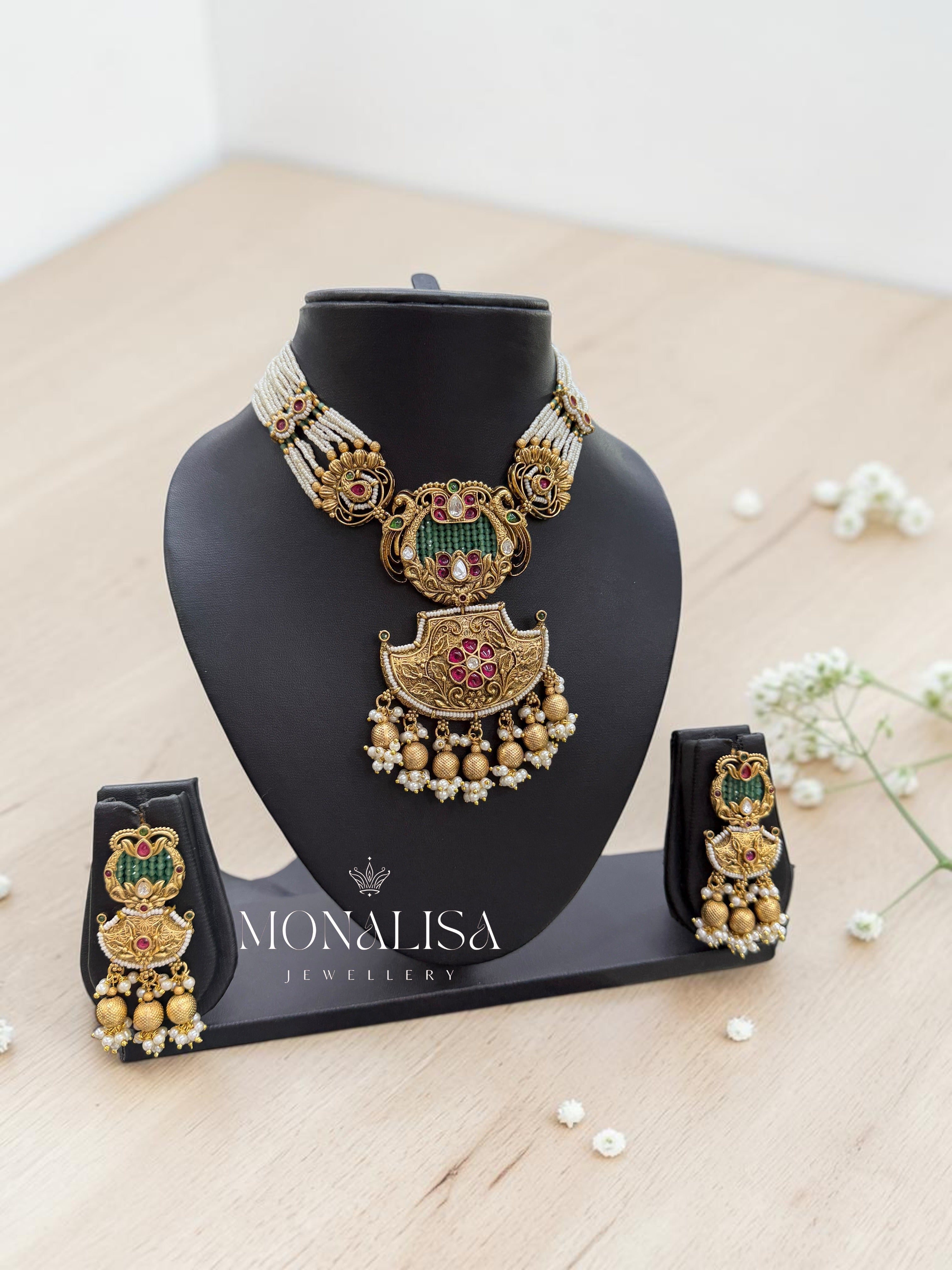 Vipsa Antique Designer Necklace Set