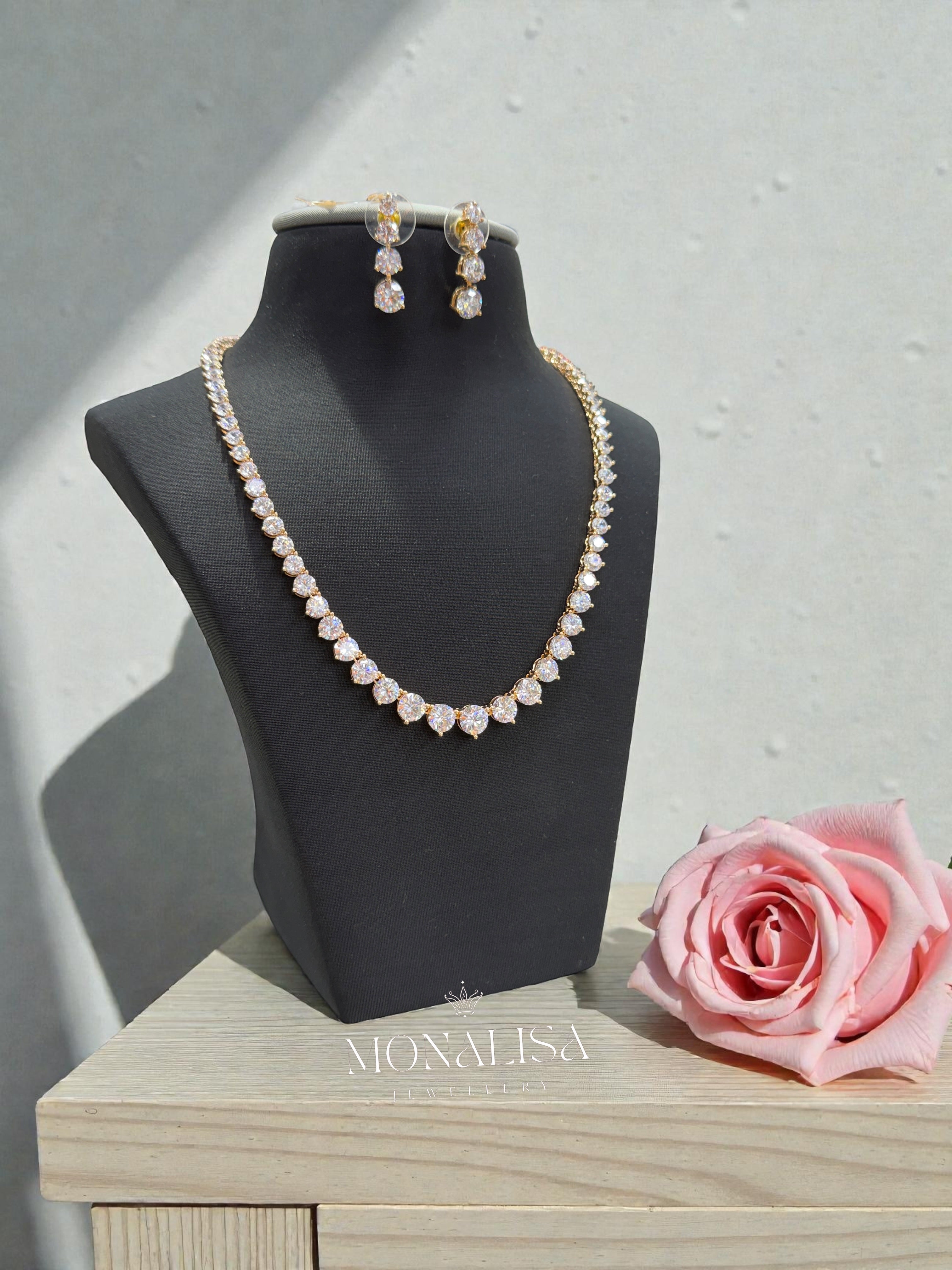 Golden Single Line Solitaire Imported set