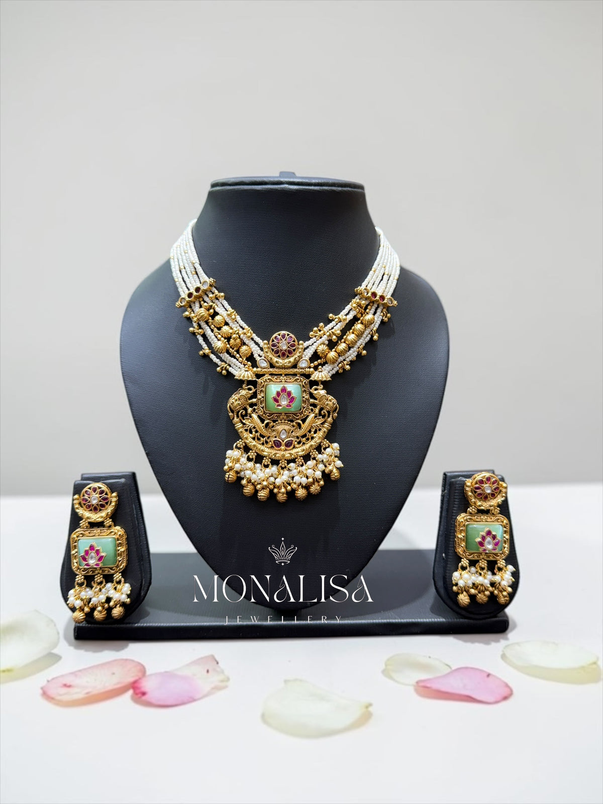 Yashvi Antique Designer Necklace Set