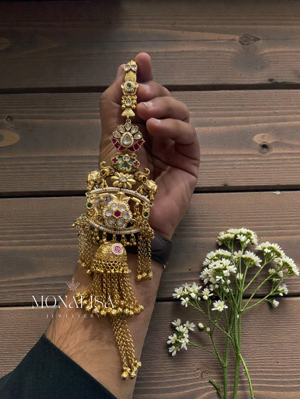 Javika Antique Designer Challa