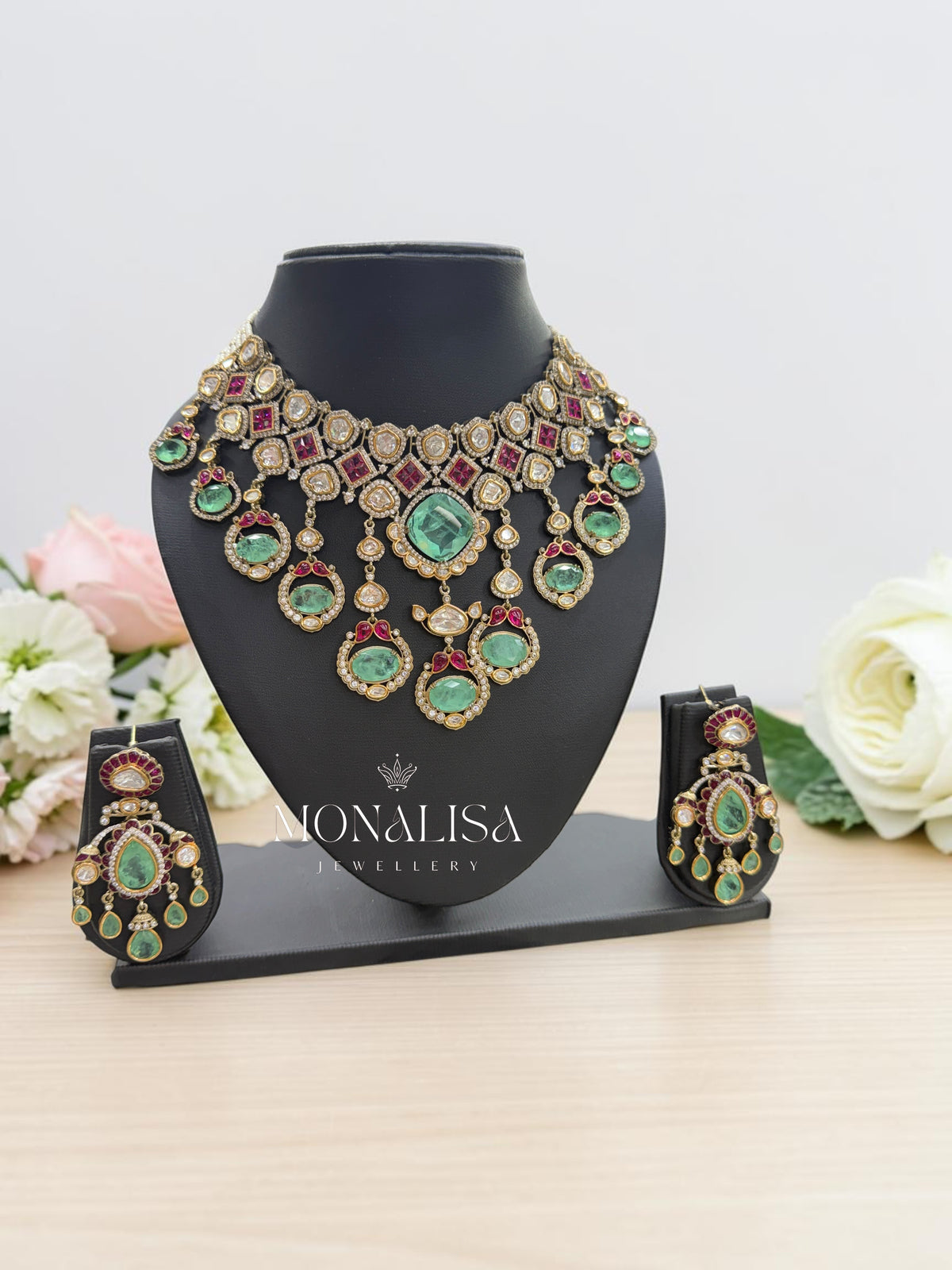 Sahila Polki Designer Necklace Set