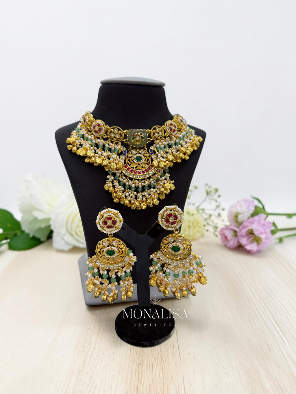 Anaira Antique Designer Necklace Set