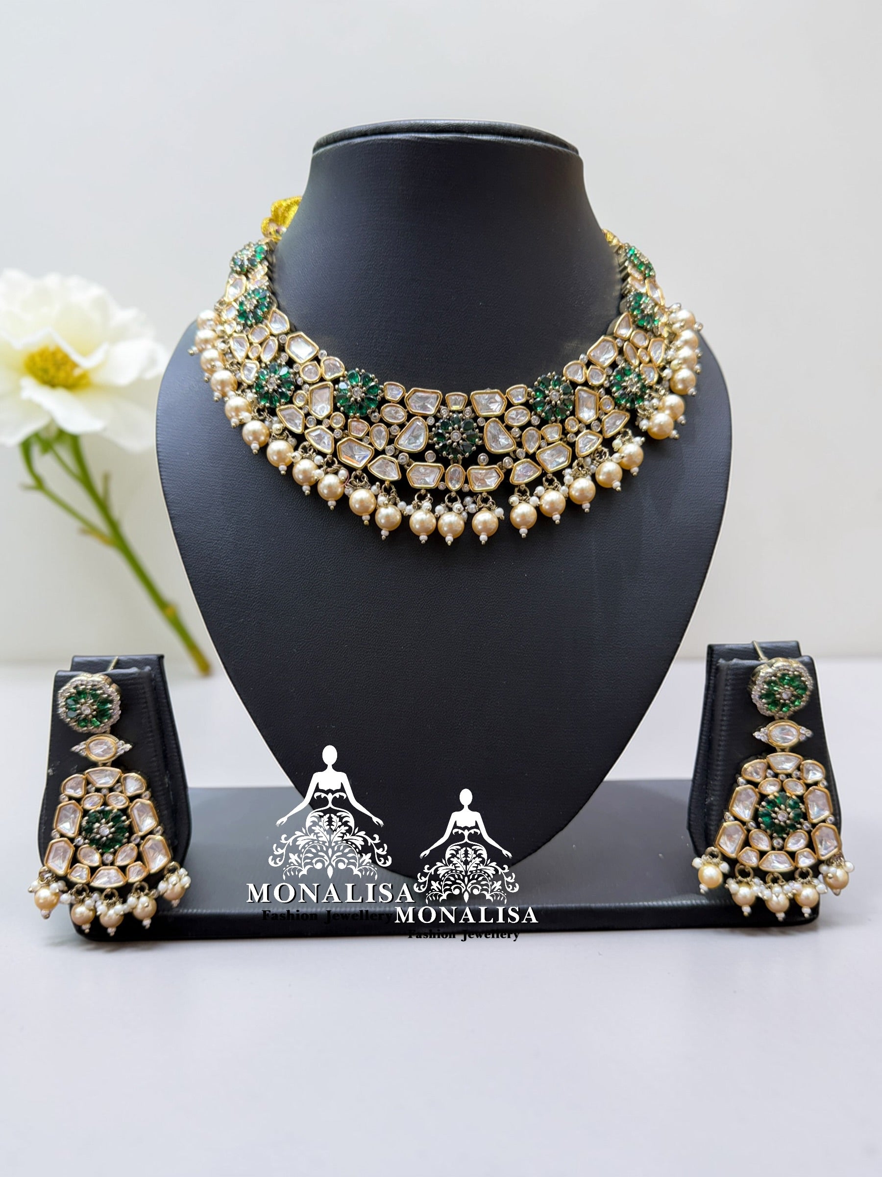 Misty Emerald Polki Designer Necklace Set