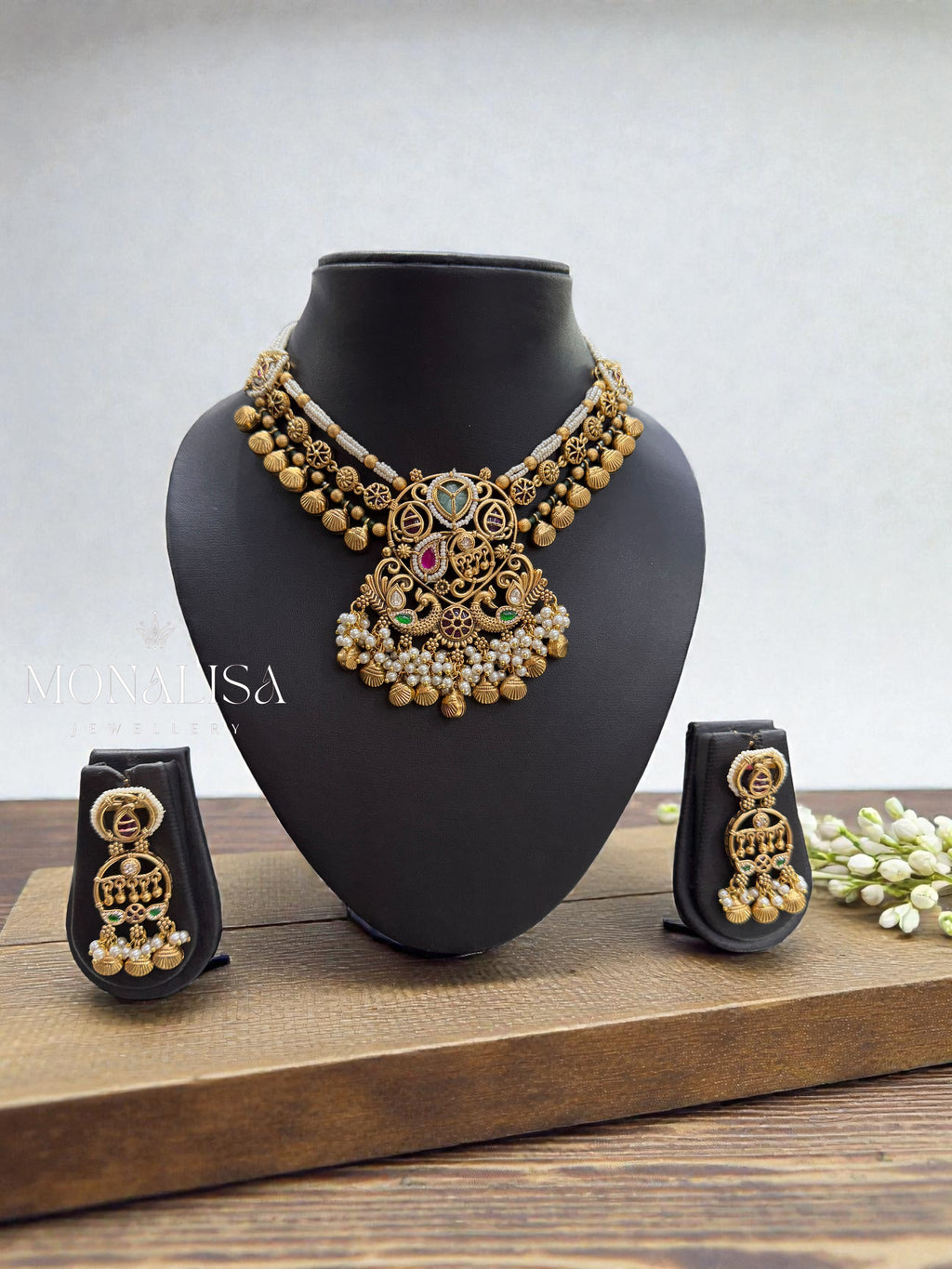 Gavini Antique Designer Necklace Set