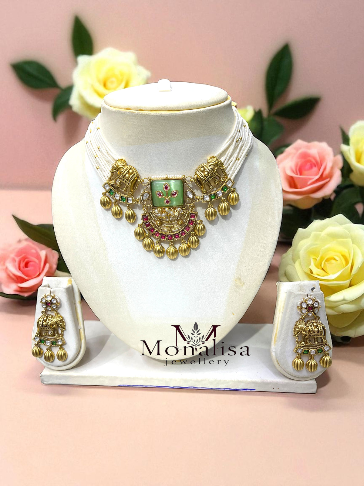 Vaanya Antique Designer Necklace Set