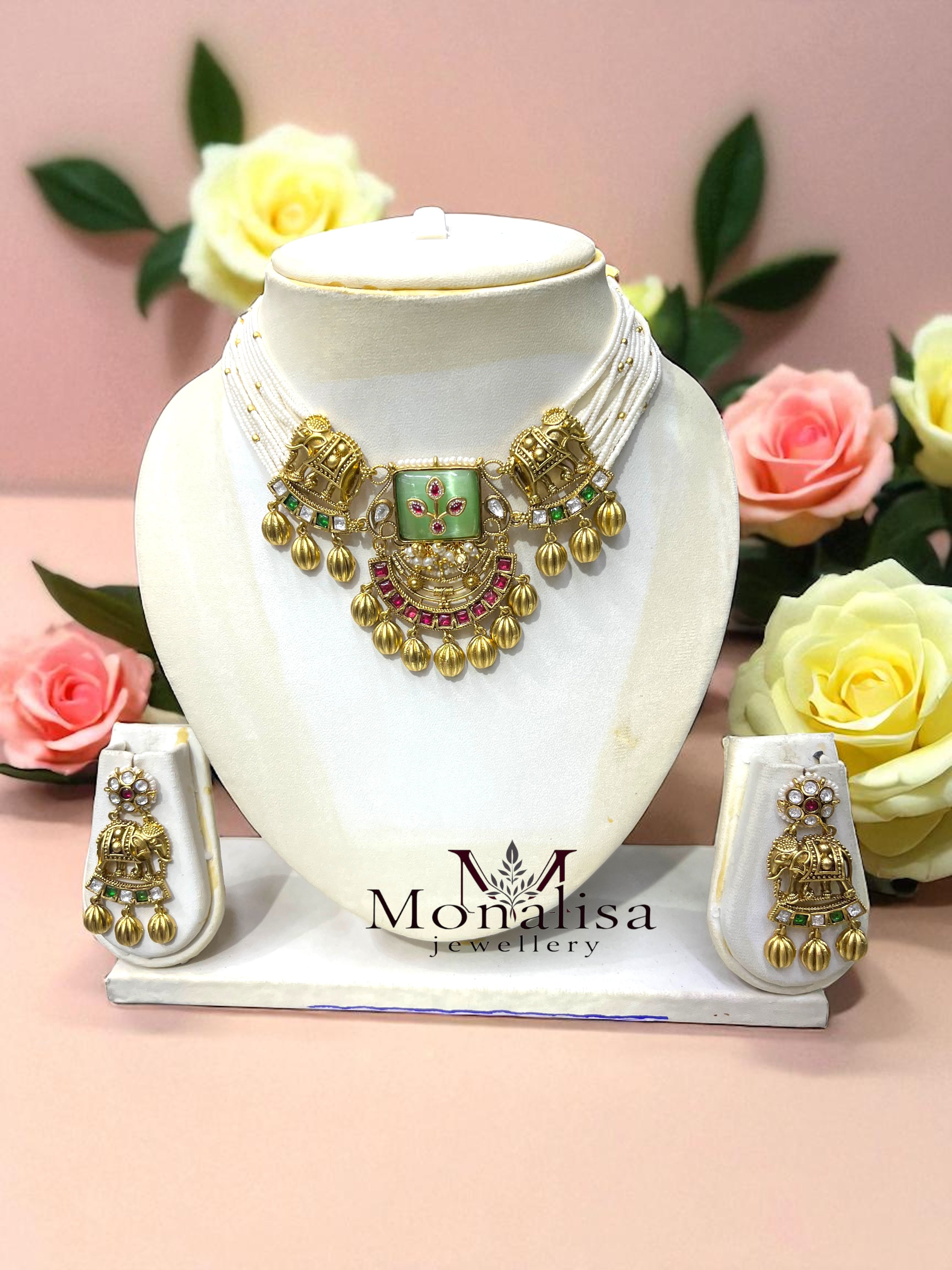 Vaanya Antique Designer Necklace Set