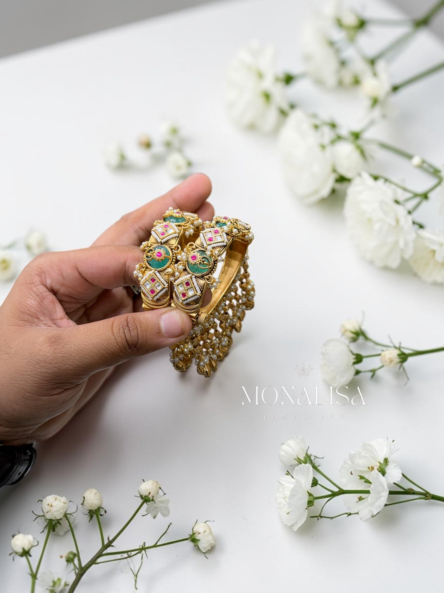 Mira Antique Designer Bangles