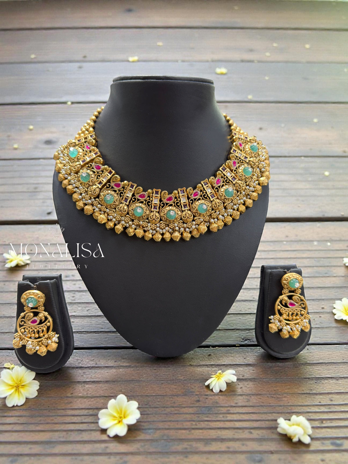Ruhini Antique Designer Necklace Set