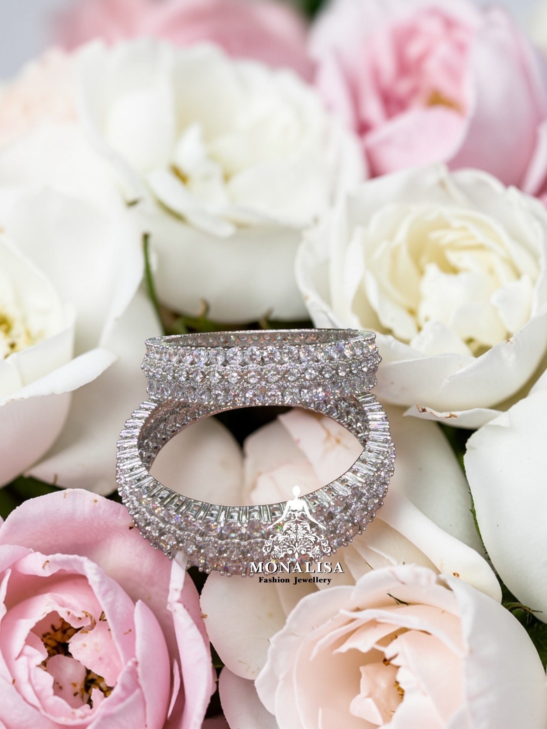 Tarvi A.D Diamond Designer Bangles