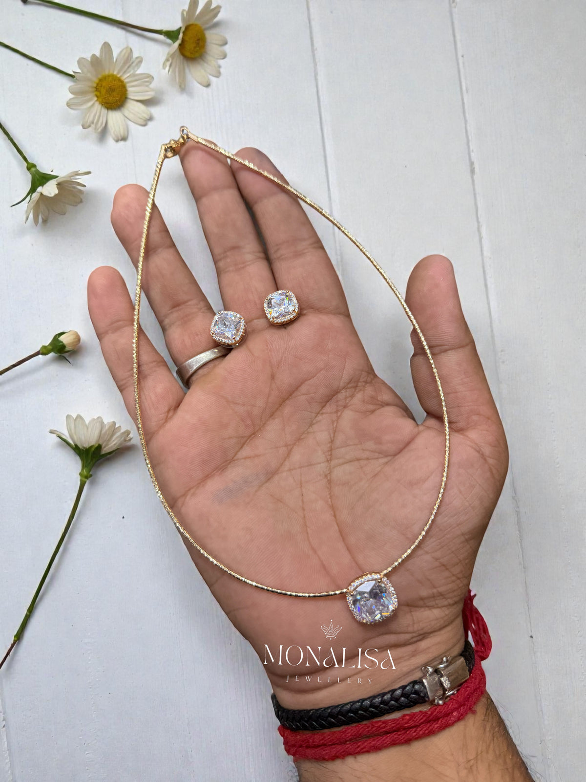 Kiara Dailywear Imported Golden Pendant Set