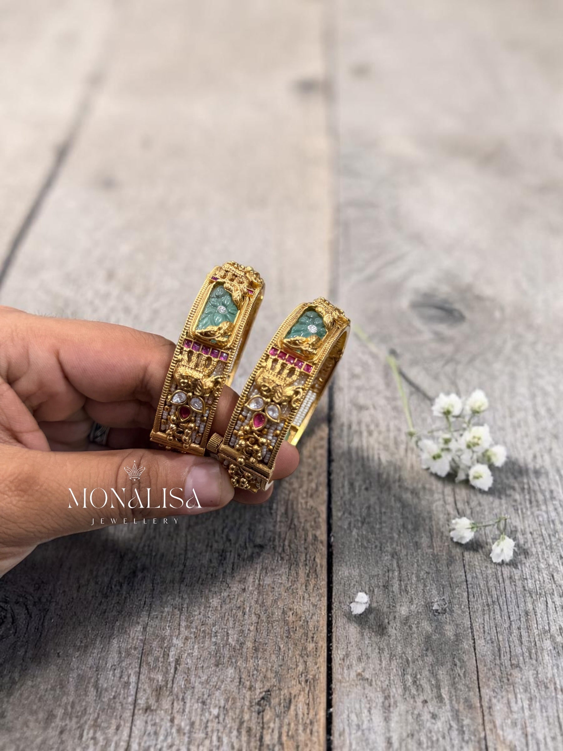 Meghani Antique Designer Bangles