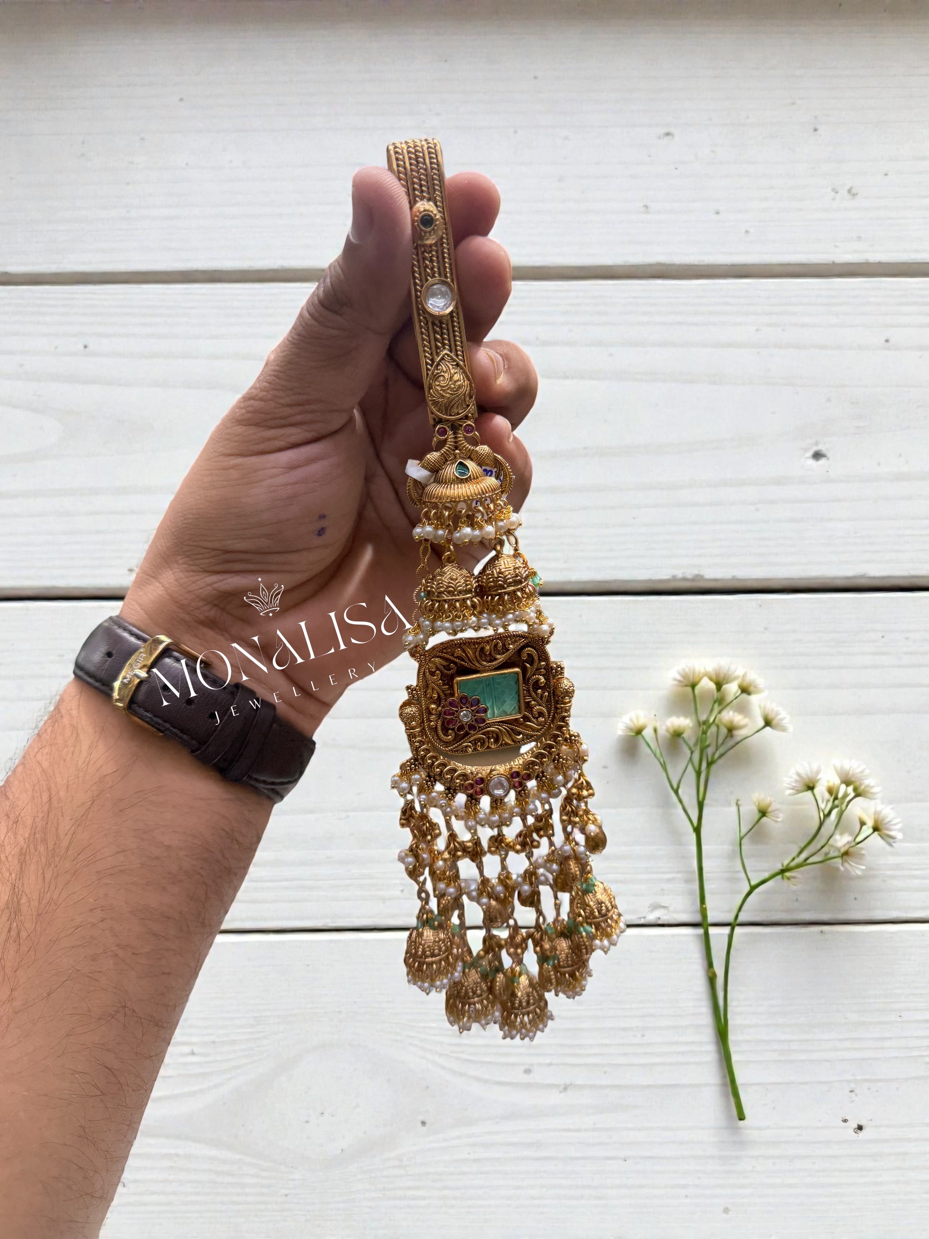 Pranika Antique Designer Challa