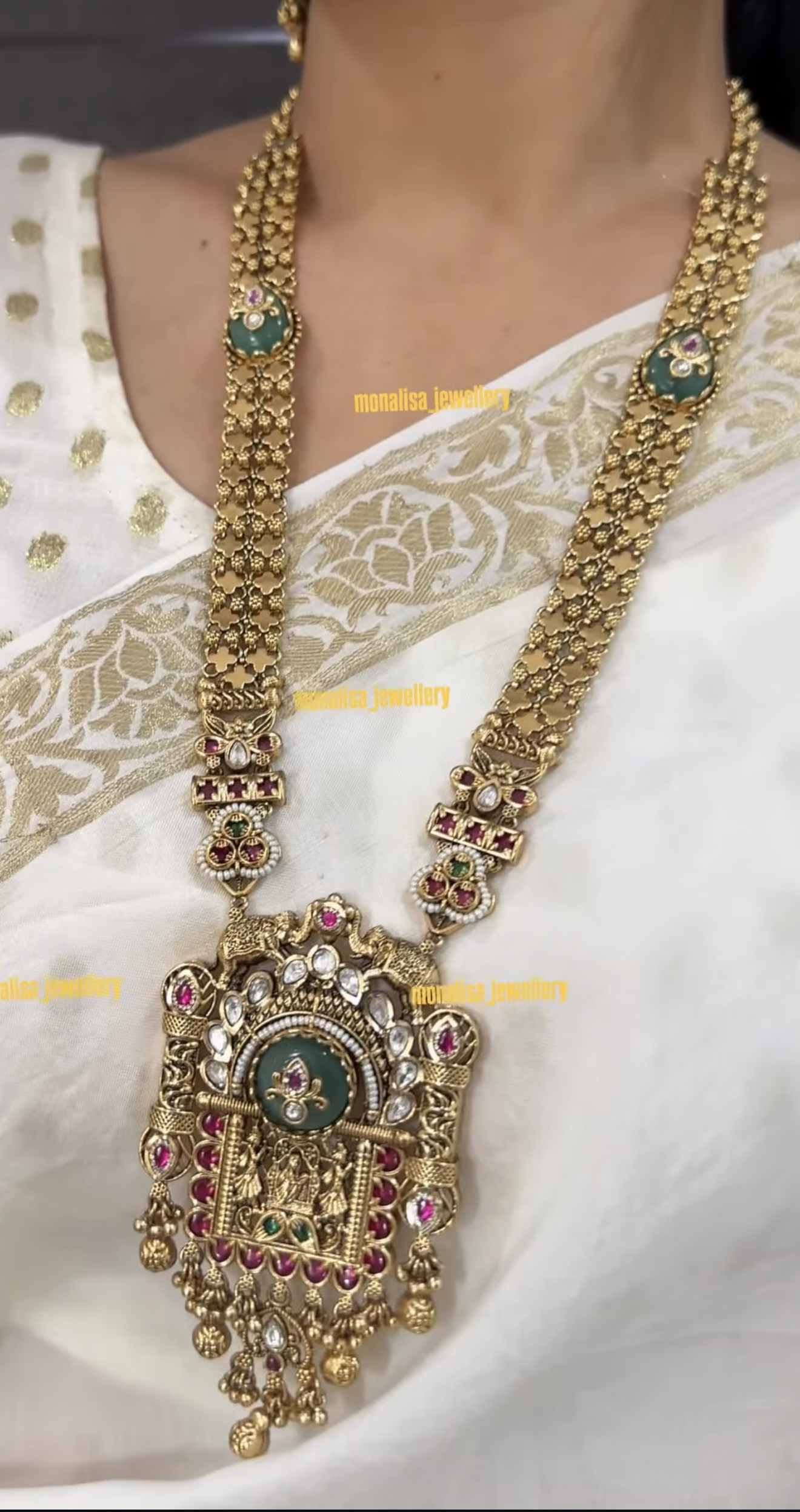 Hiranya Antique Designer Necklace Set