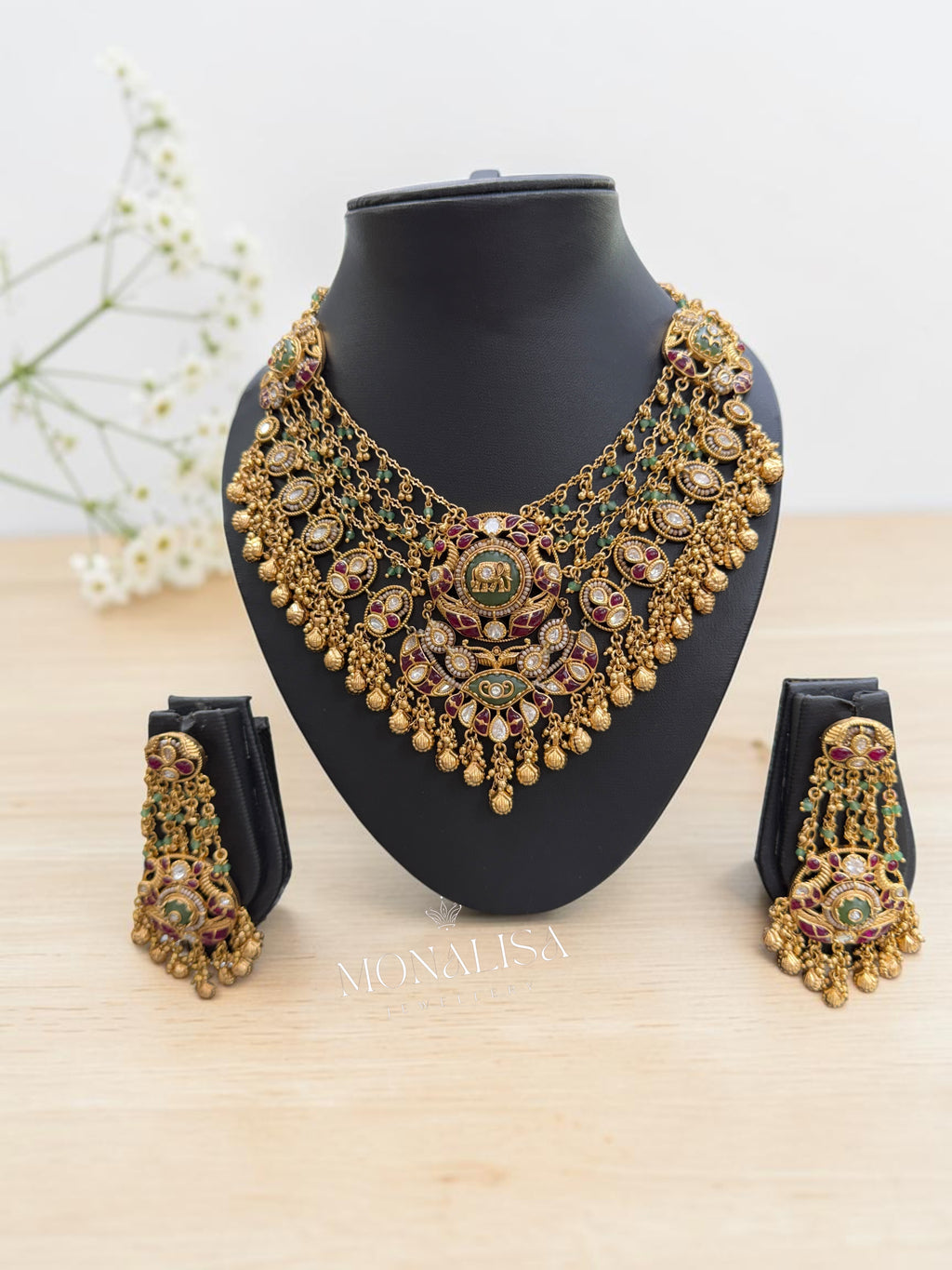 Anviska Antique Designer Necklace Set