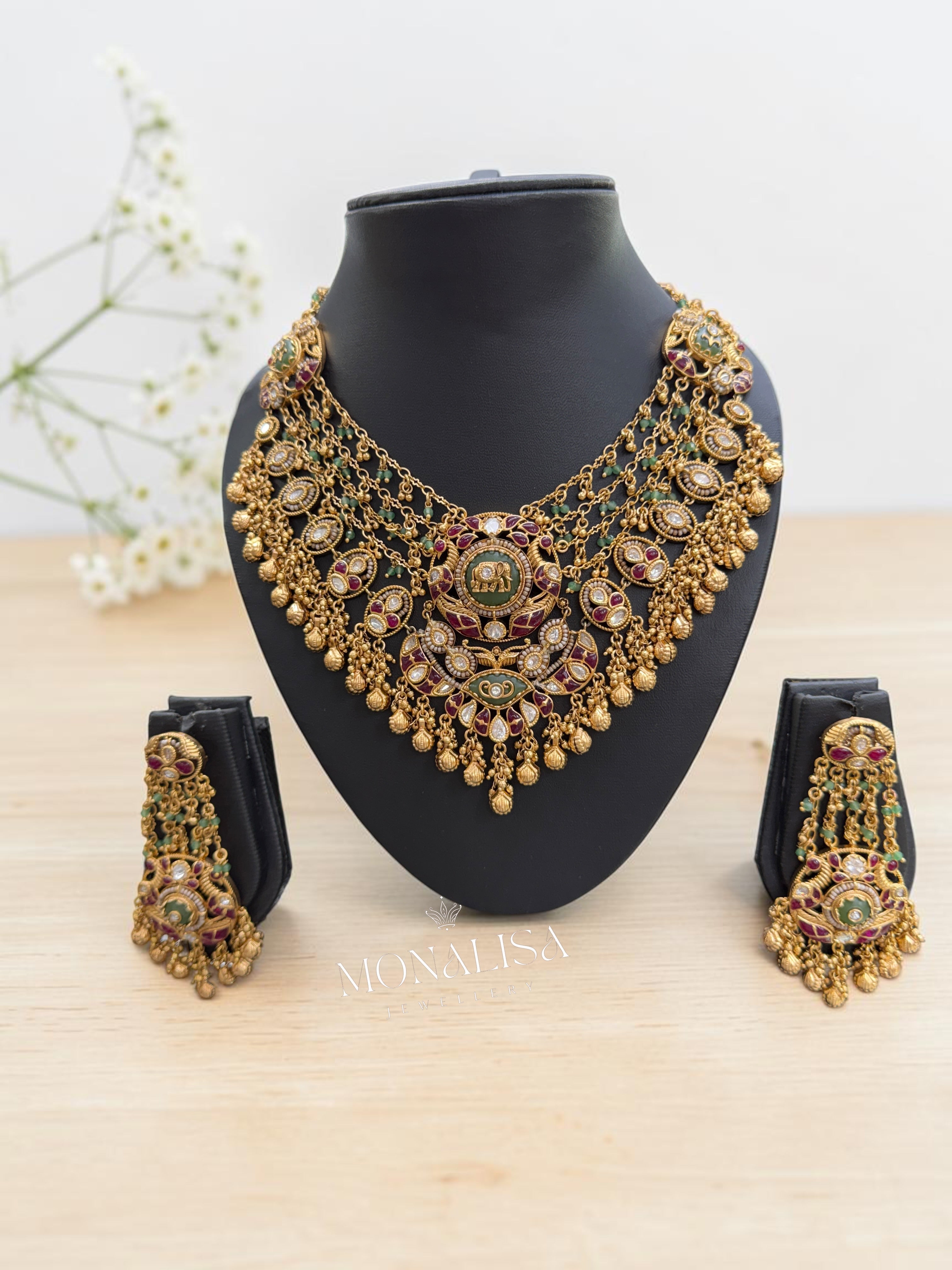 Anviska Antique Designer Necklace Set