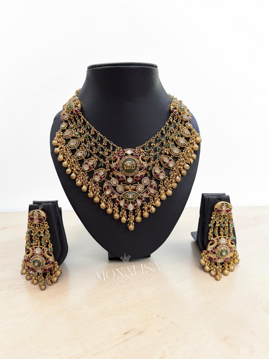 Anviska Antique Designer Necklace Set