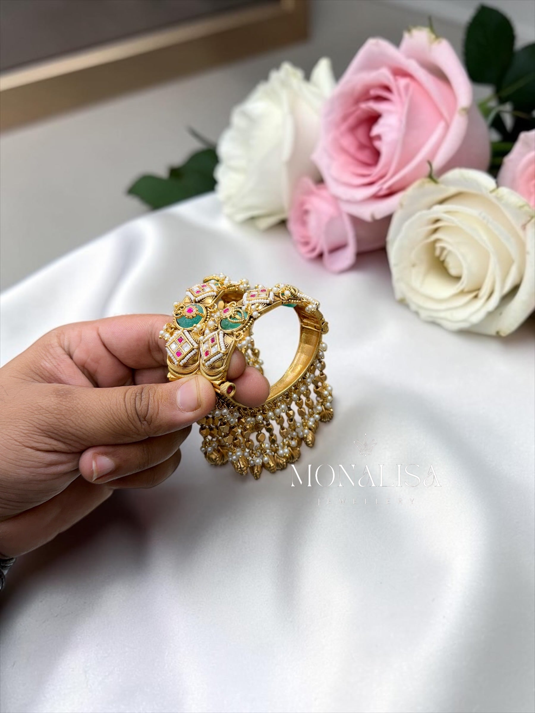 Mira Antique Designer Bangles