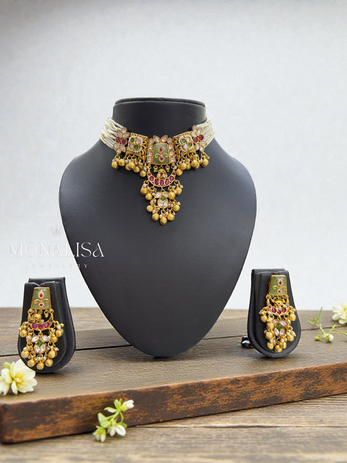 Navira Antique Designer Necklace Set