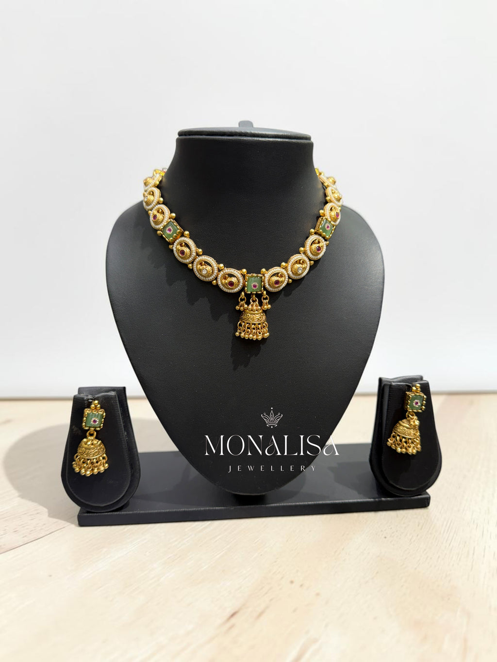Ritvi Antique Designer Necklace Set
