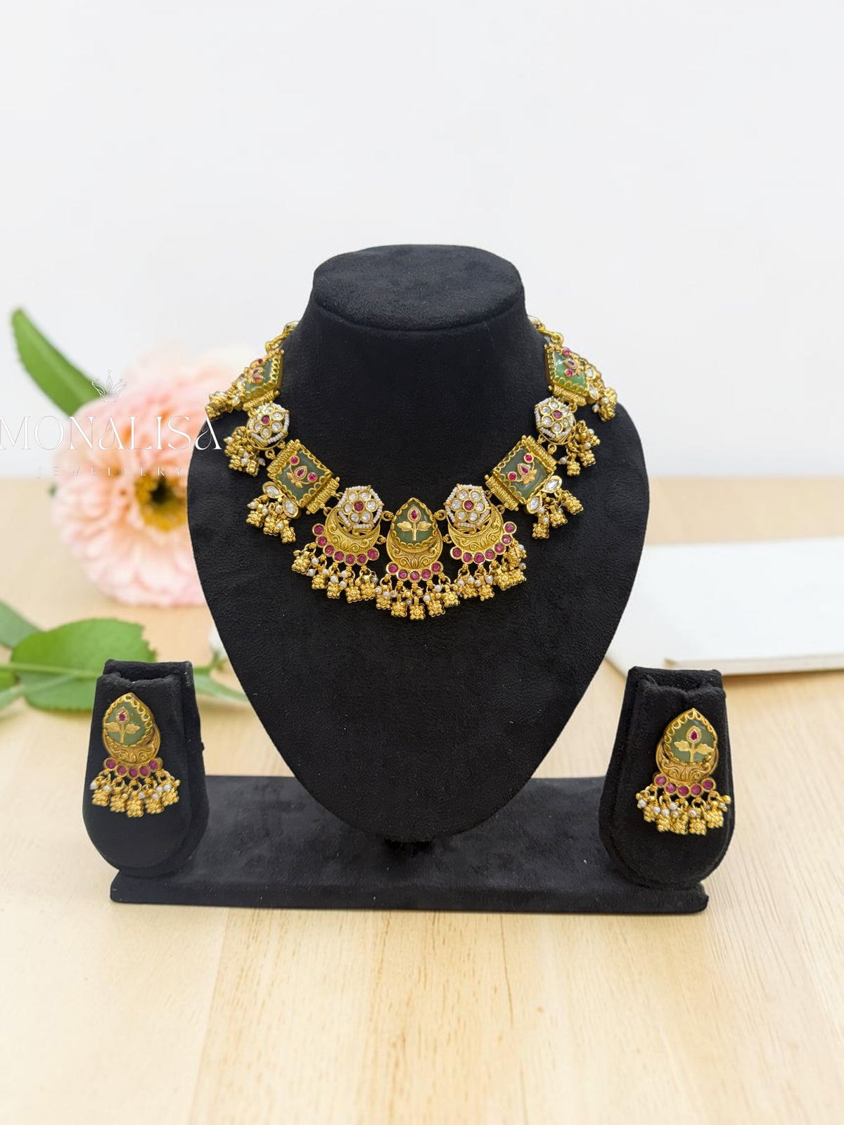 Tarashi Antique Designer Necklace Set