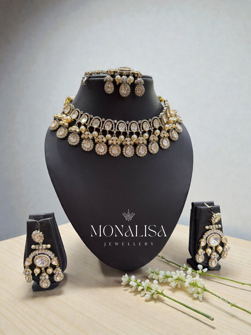 Avanti Polki Designer Necklace Set