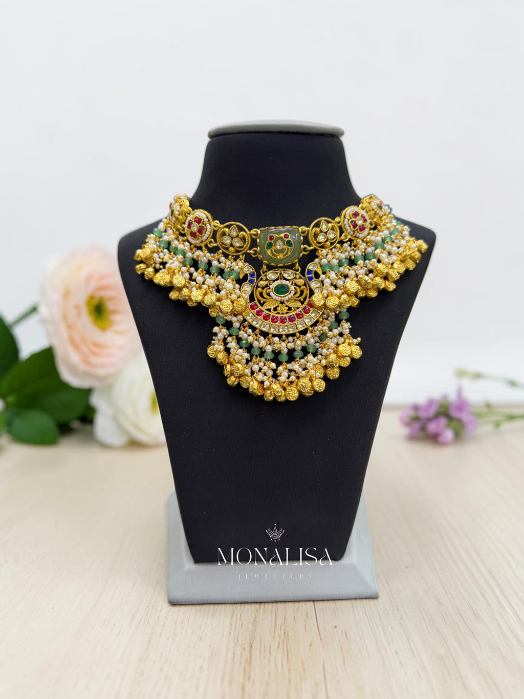 Anaira Antique Designer Necklace Set