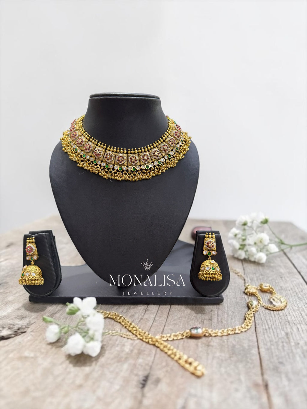 Hetvika Antique Designer Necklace Set