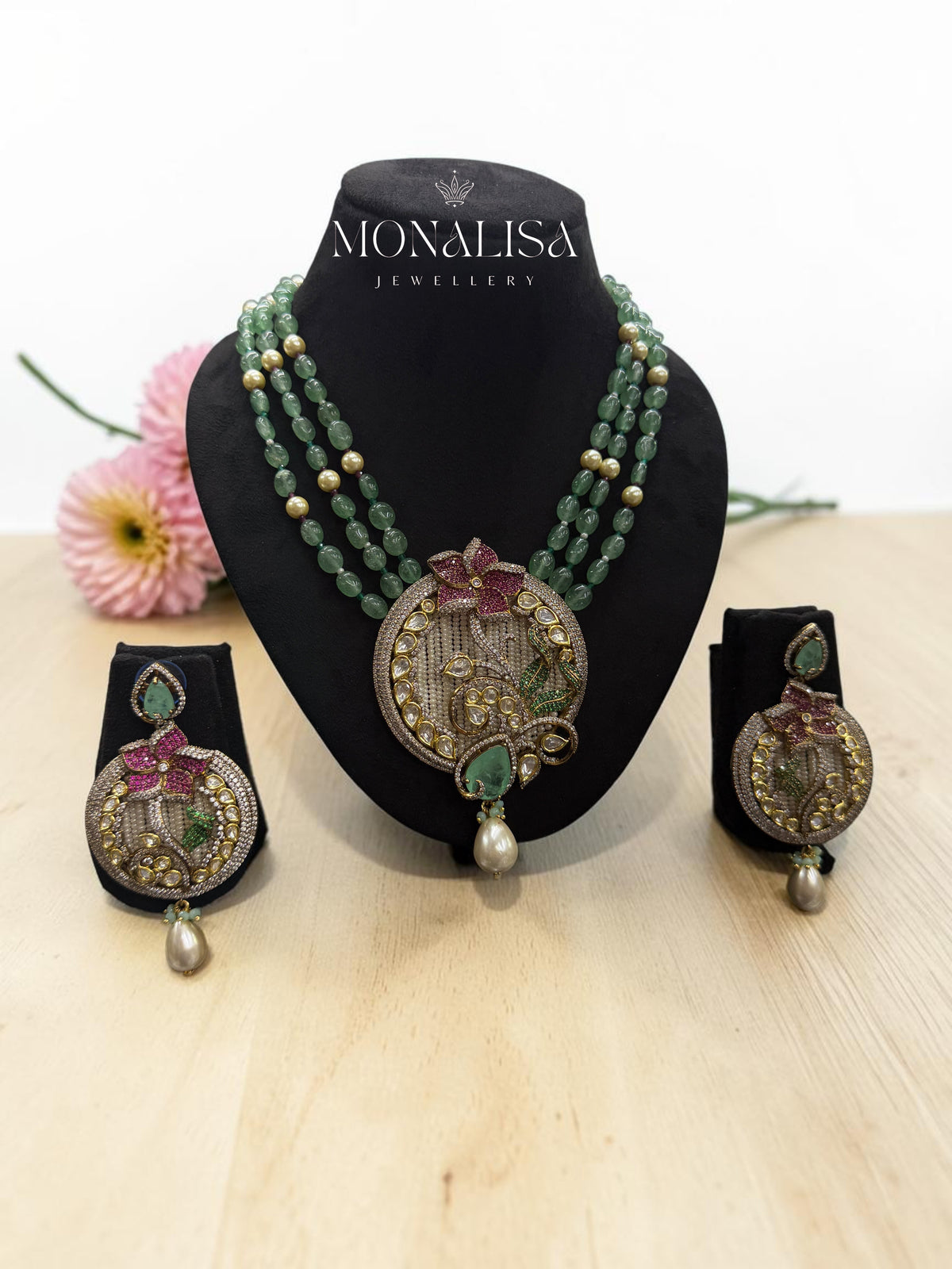 Picasoo Unique Statement  Necklace set