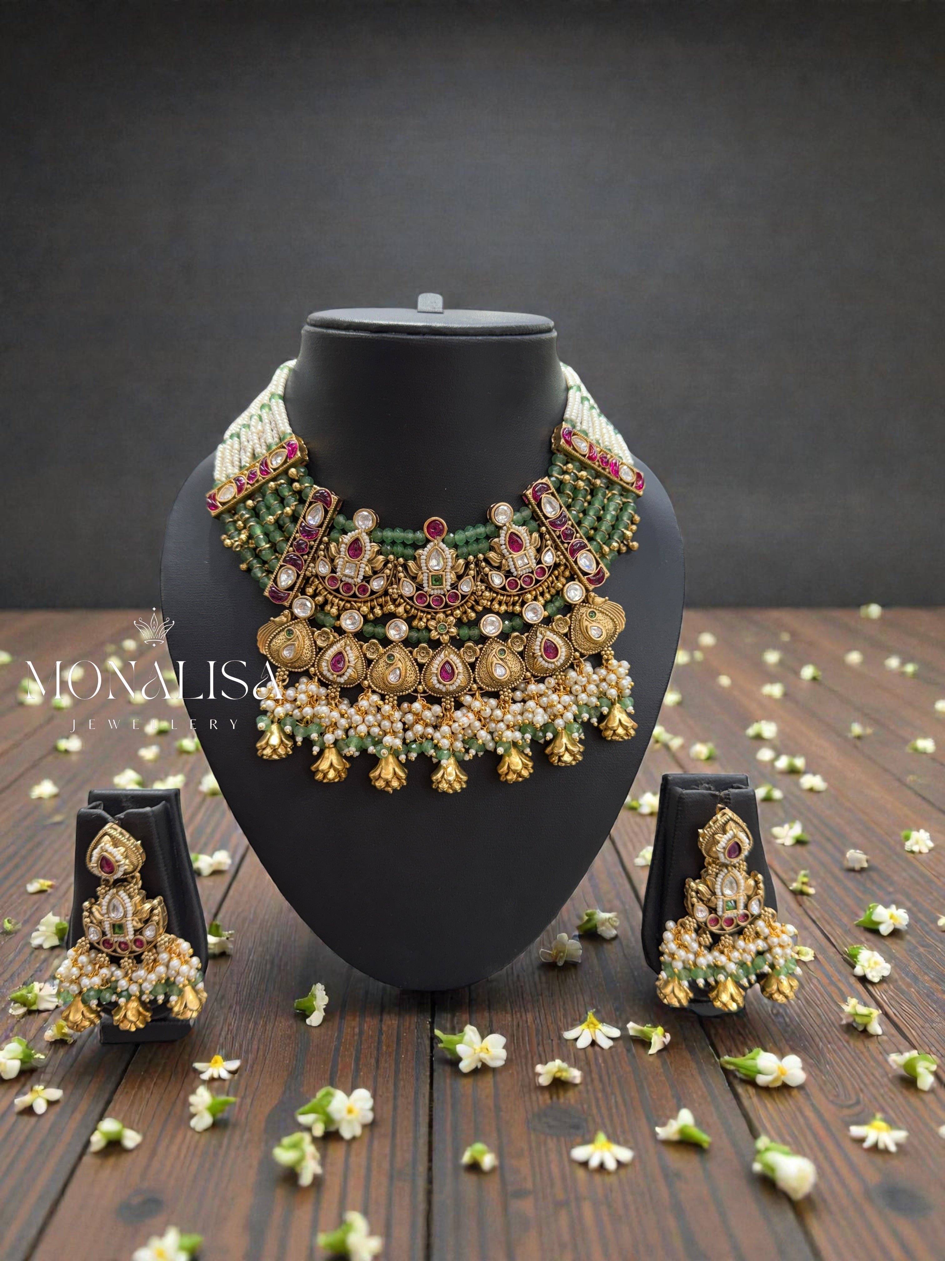 Elnora Antique Designer Necklace Set