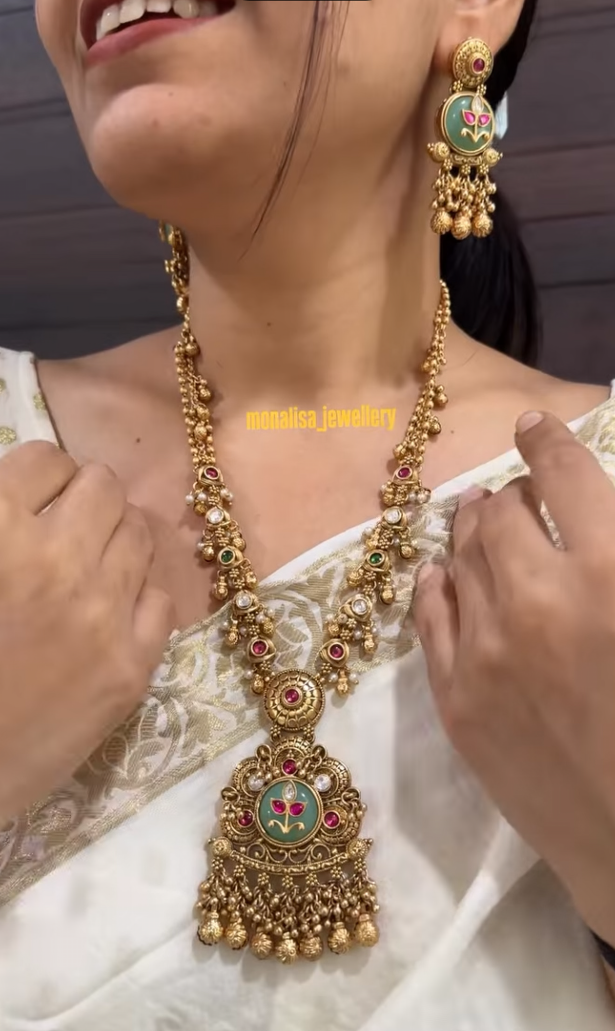Nandika Antique Designer Necklace Set