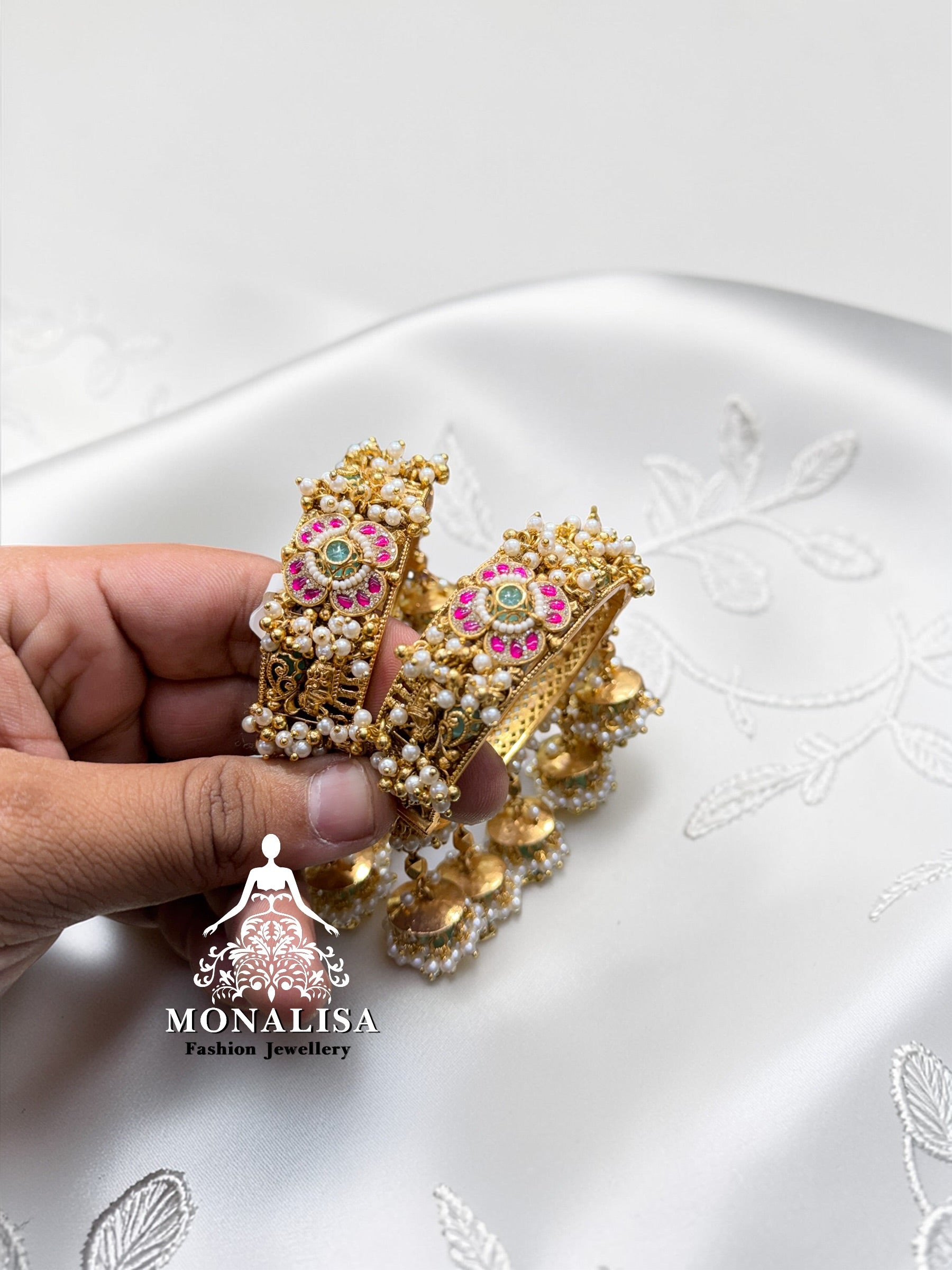 Kalira Antique Designer Bangles