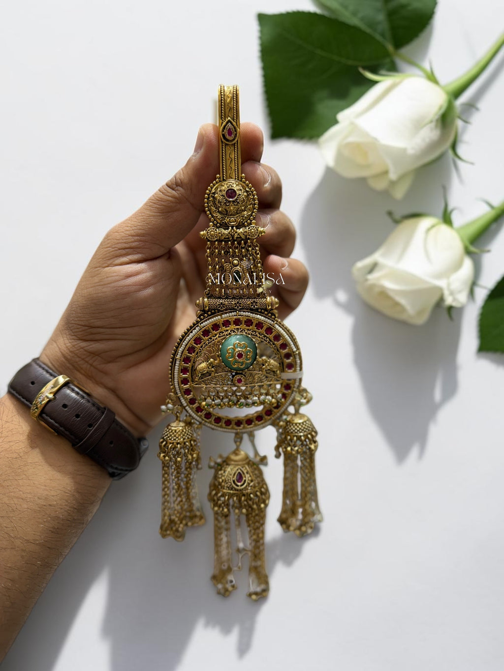 Saanvi Antique Designer Challa