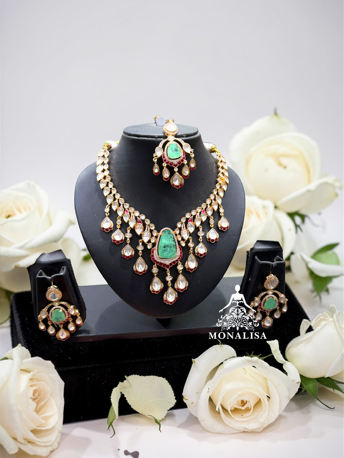 Majio Polki Necklace Set