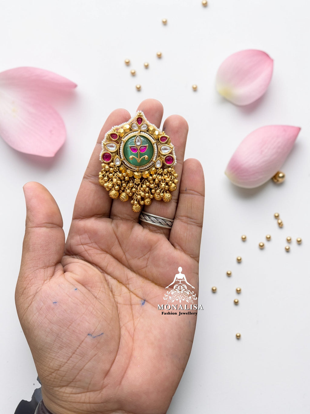 Anira Adjustable Antique Designer Ring
