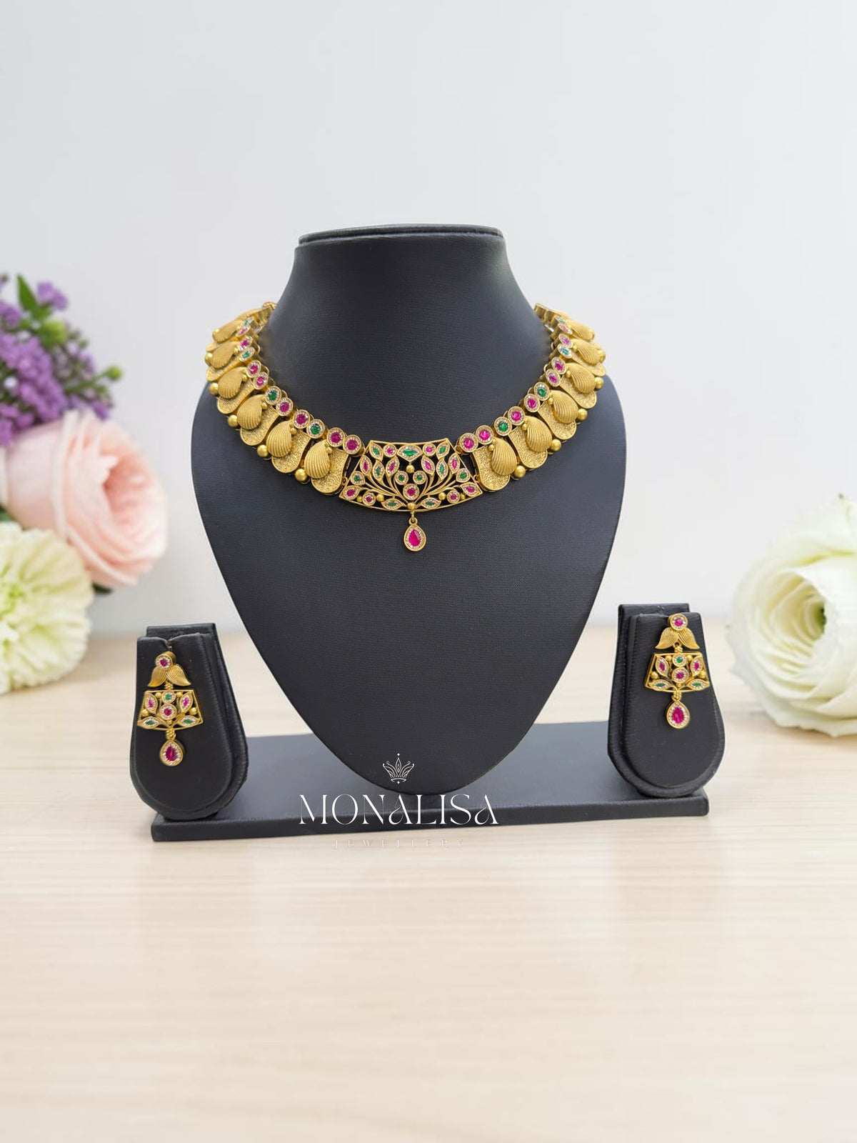 Nitya Antique Designer Necklace Set