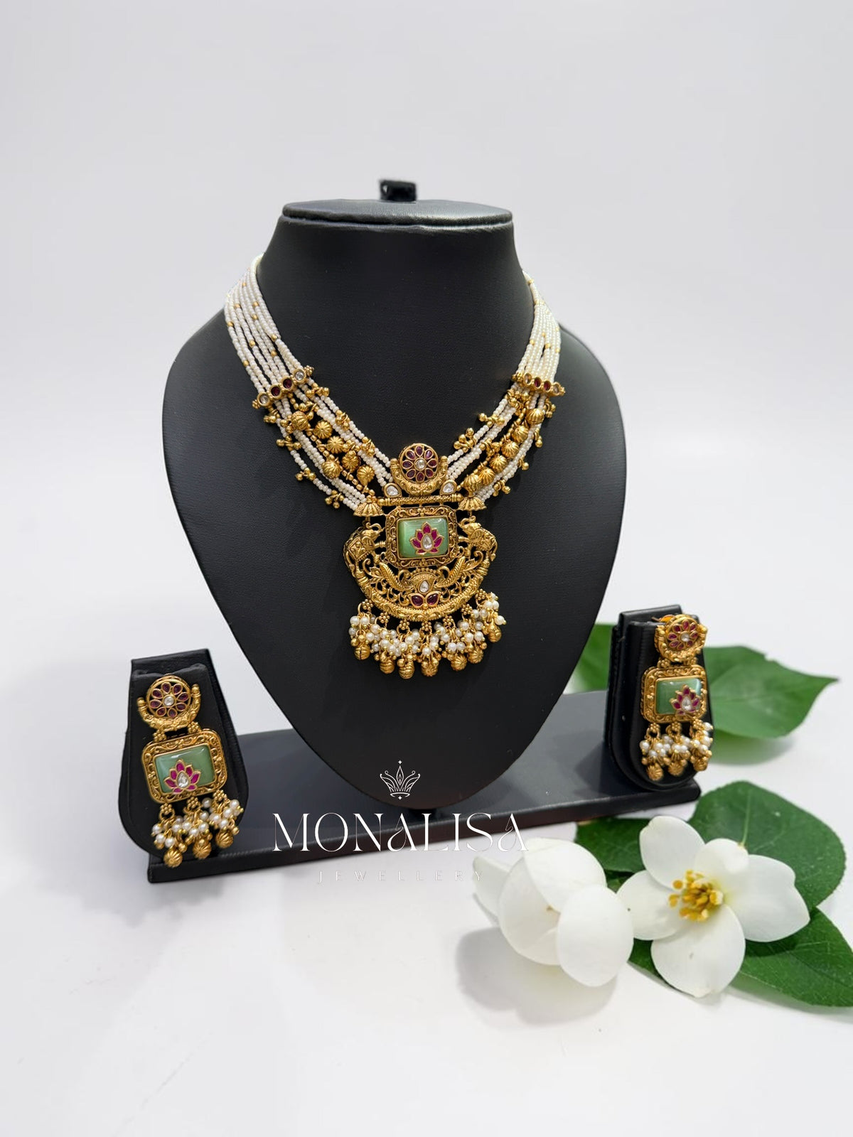 Yashvi Antique Designer Necklace Set