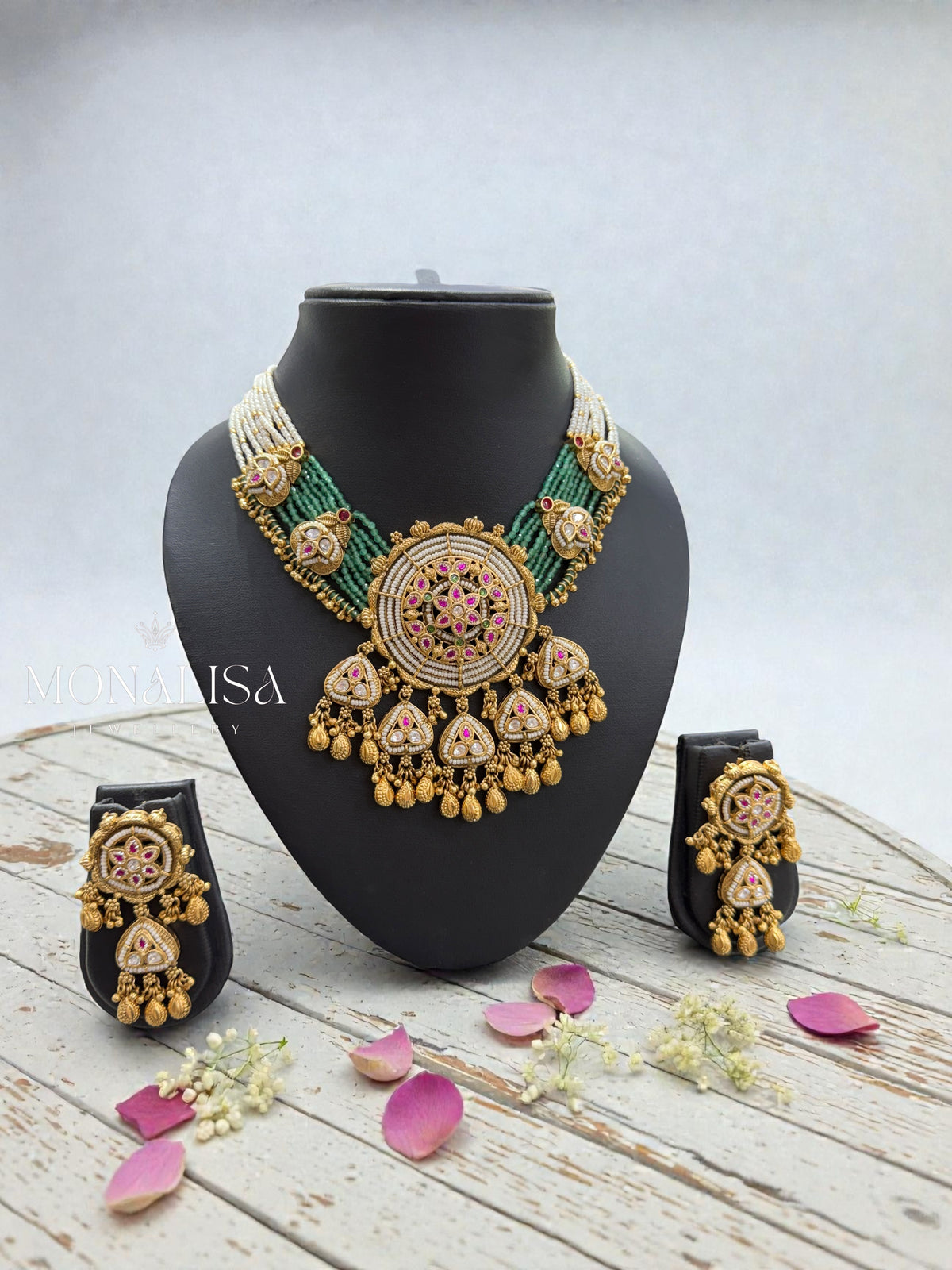 Vivara Antique Designer Necklace Set