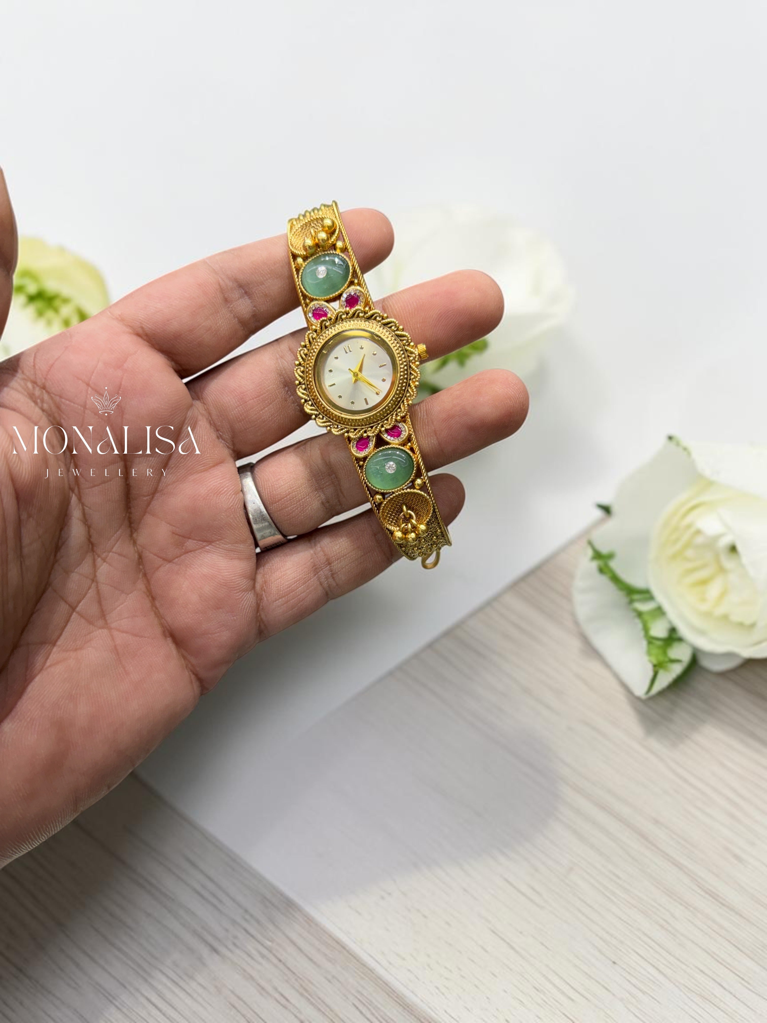 Zoya Antique Designer Watch