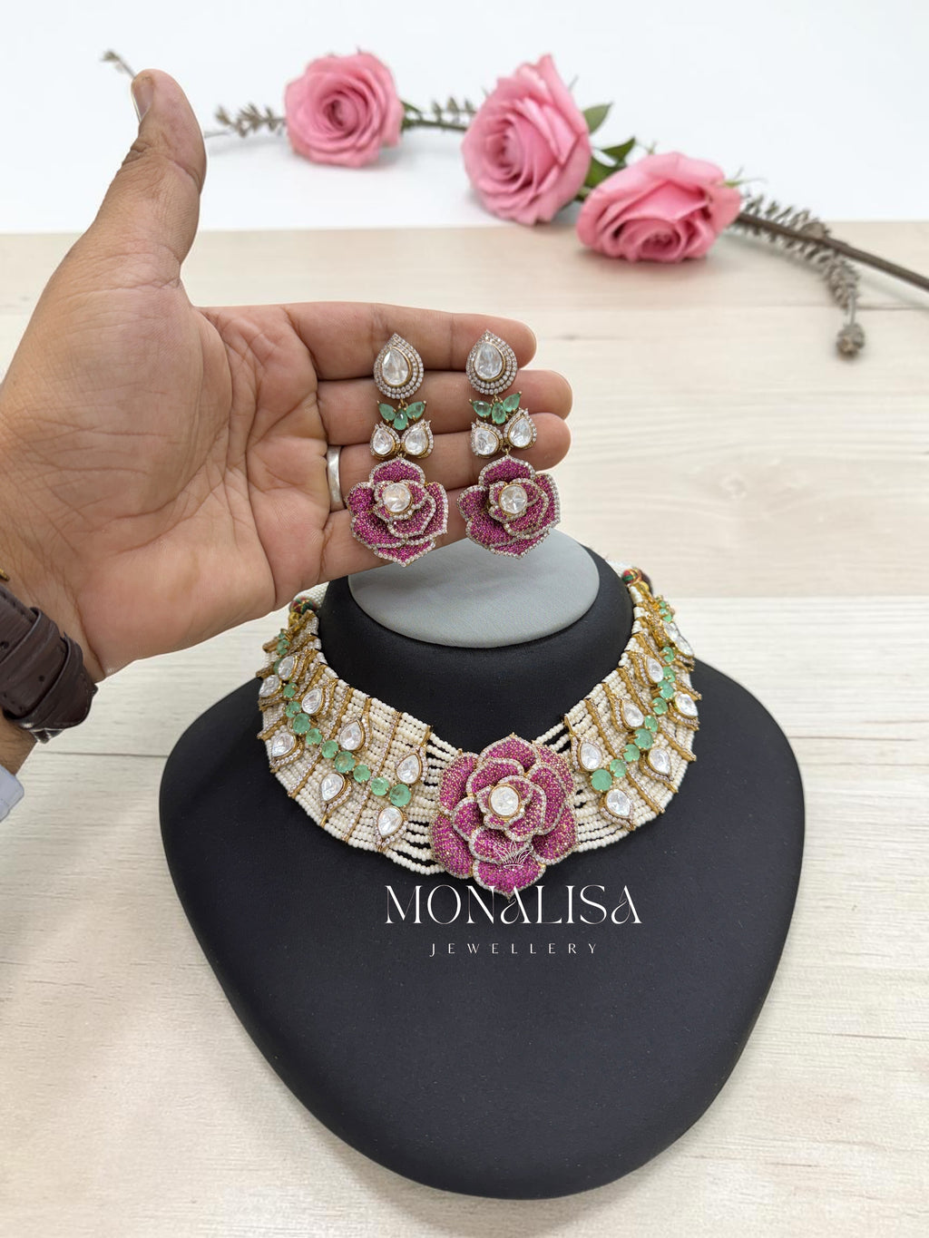 Snehja Statement Necklace Set