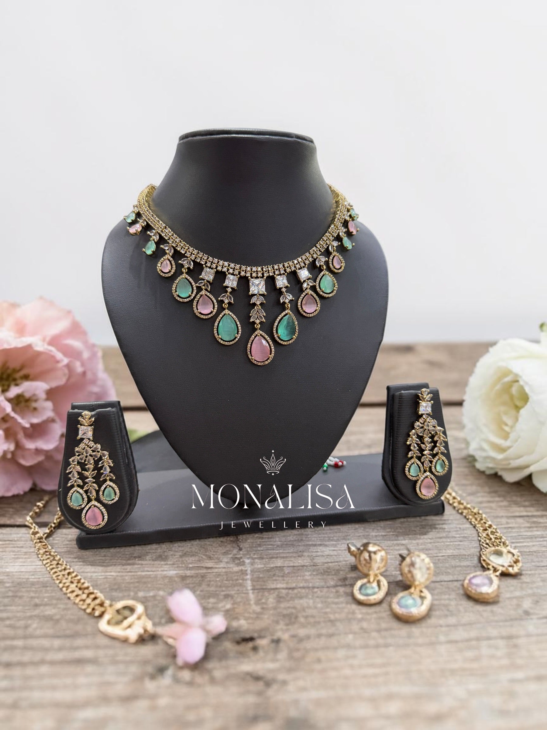 Sparkling Designer Necklace Set