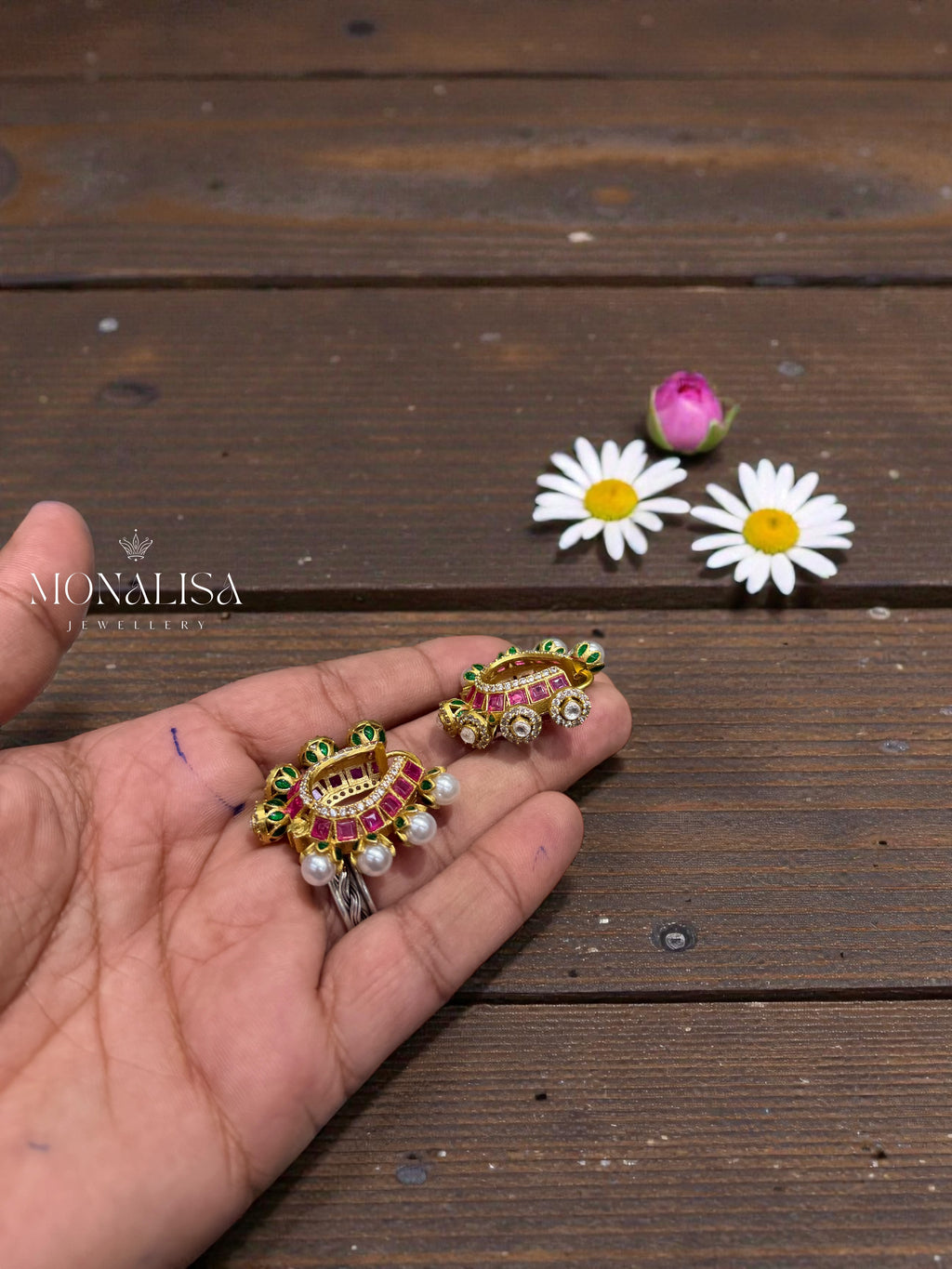 Venya Antique Bali Earing