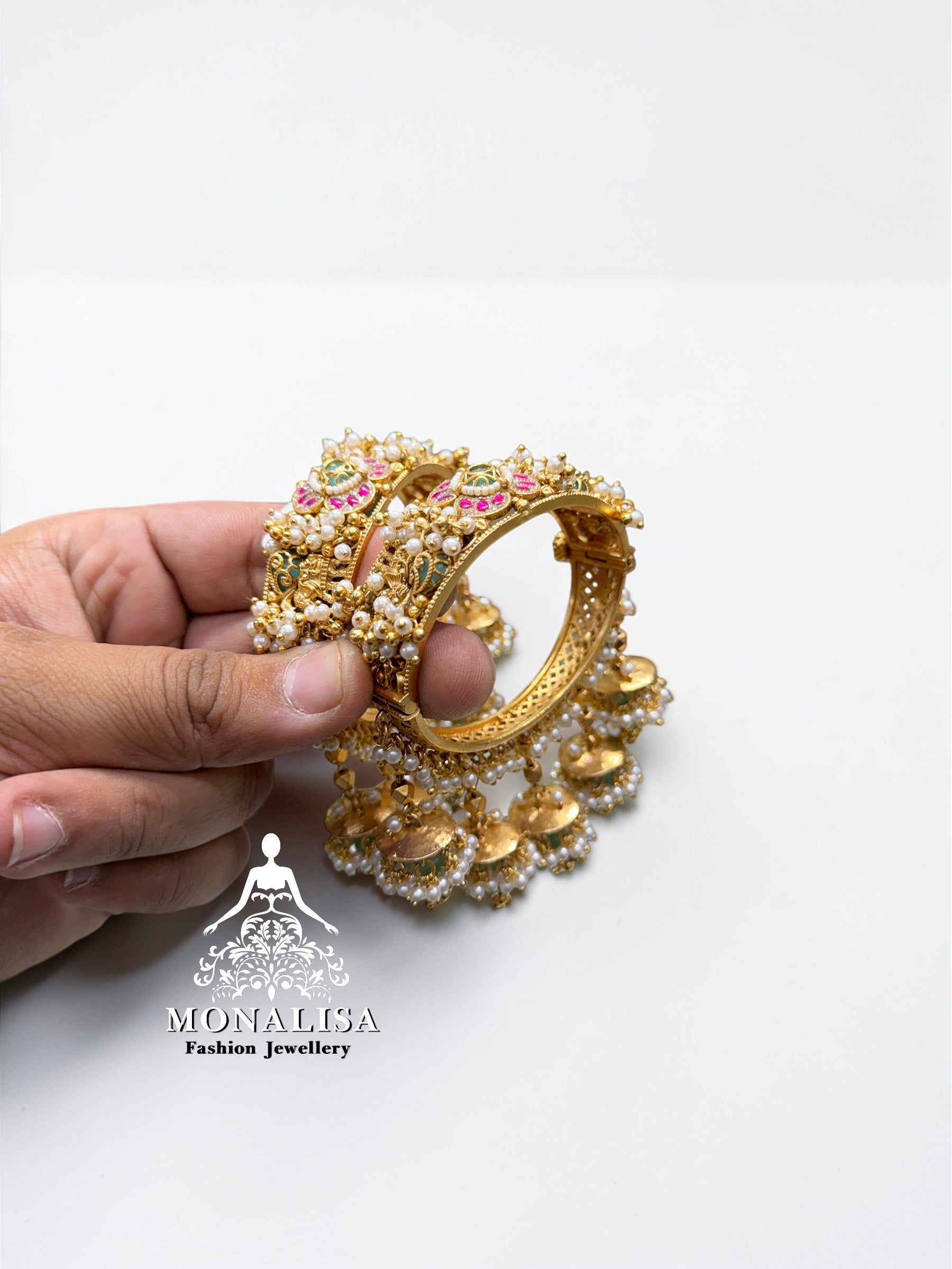 Kalira Antique Designer Bangles