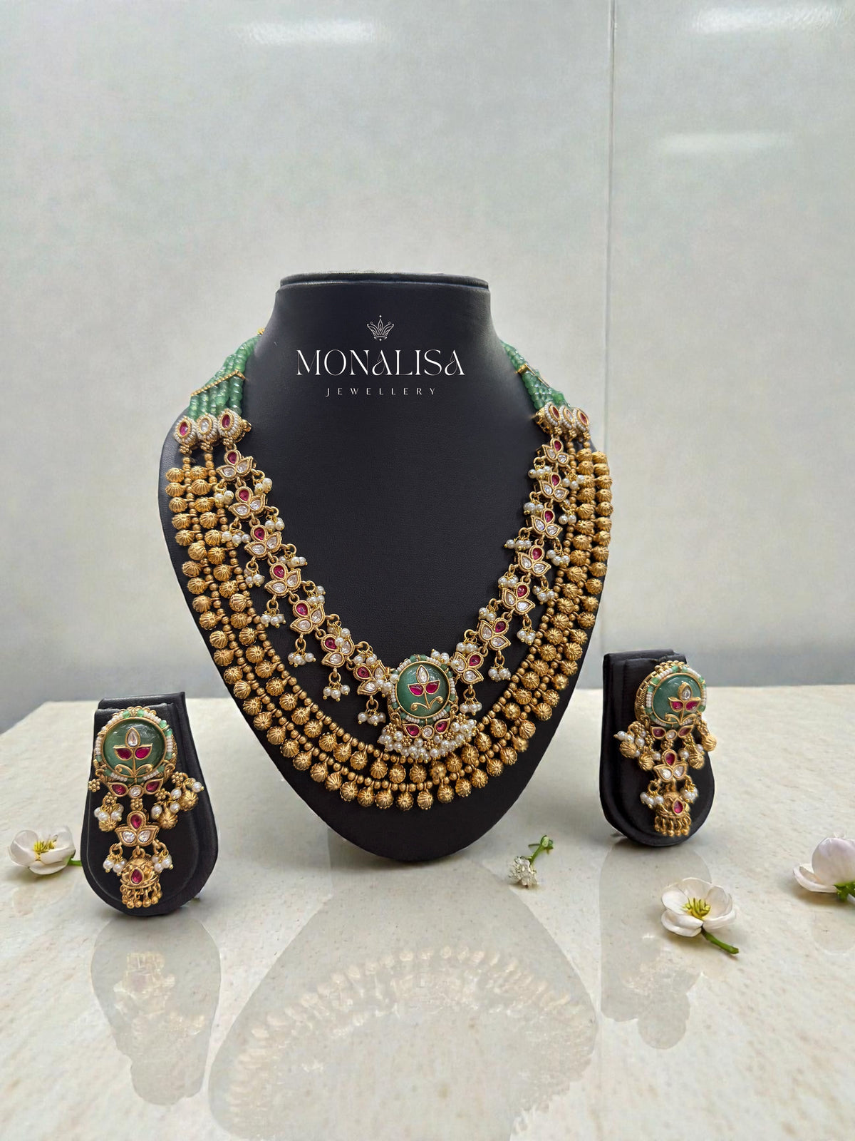 Dijivya Antique Designer Necklace Set